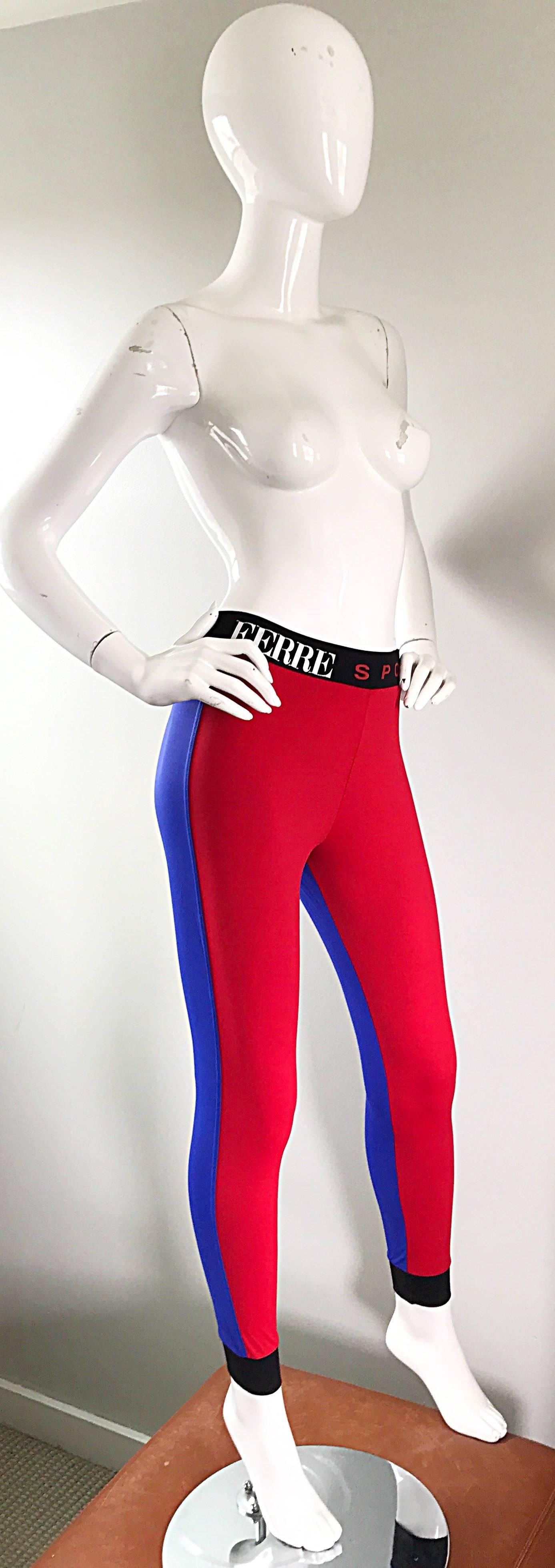 Women's Gianfranco Ferre 1990s Vintage Red and Blue Color Block High Waisted Leggings For Sale