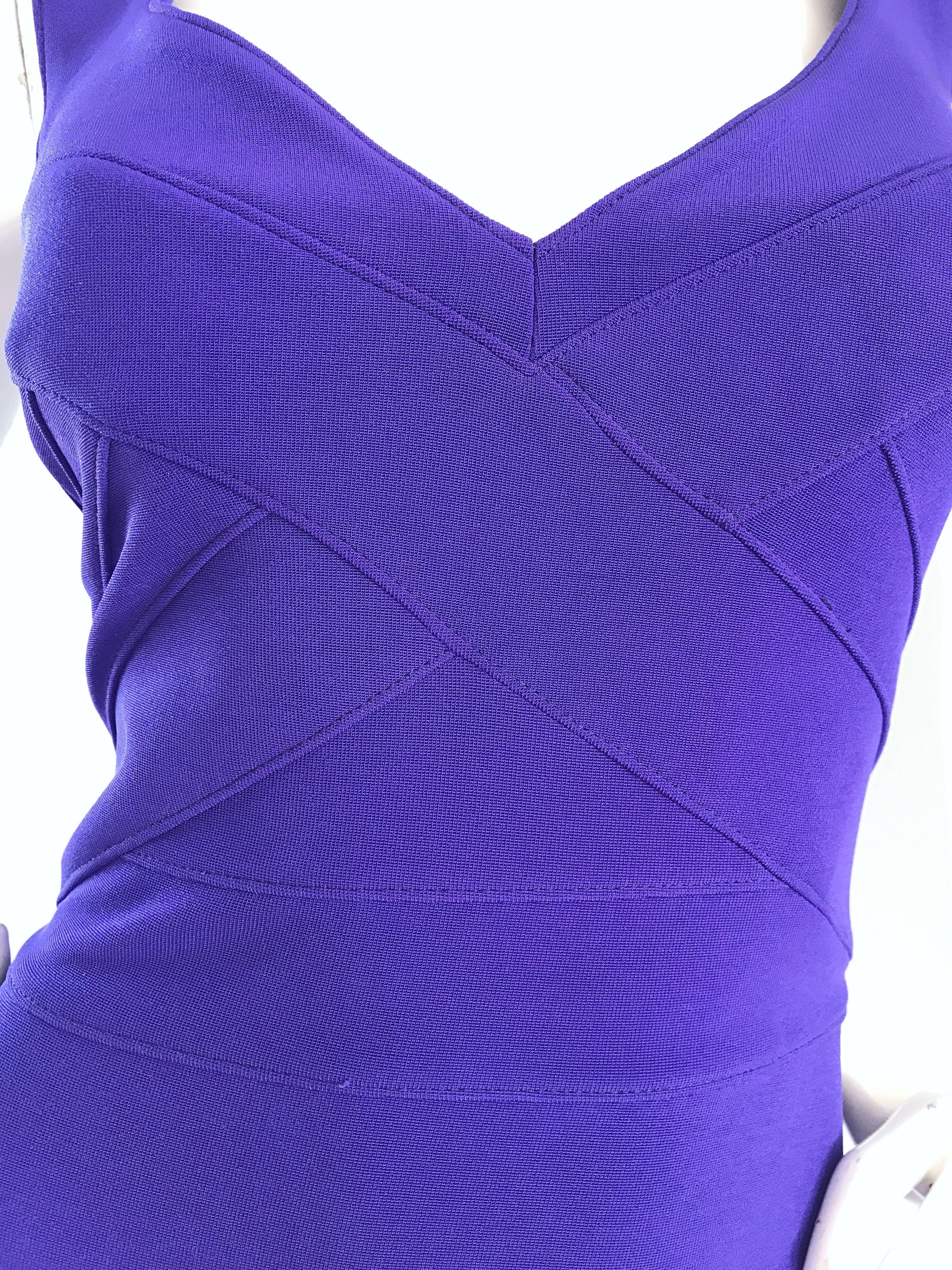 Violet Tadashi Shoji pour I Magnin - Robe moulante et sexy à bandes, violette, vintage, état neuf avec étiquettes, années 1990 en vente