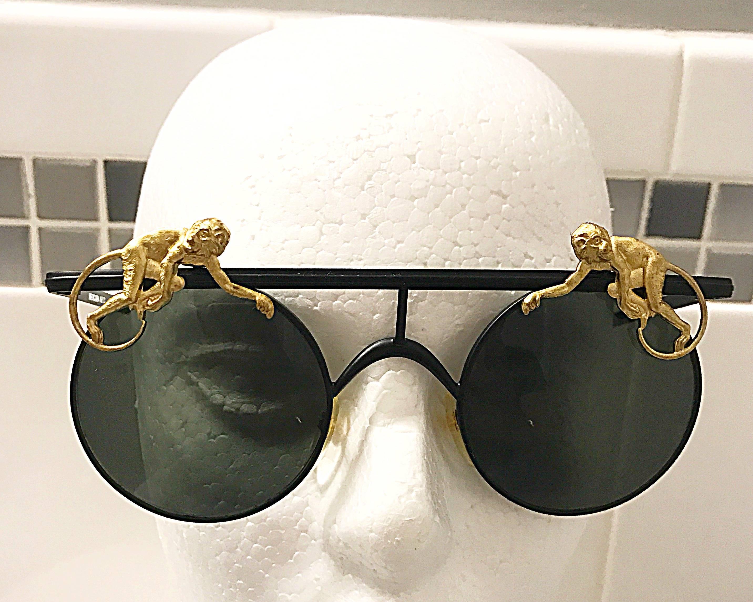Rare Vintage Mercura Unisex Flying Monkeys Black and Gold 1990s Round Sunglasses 3