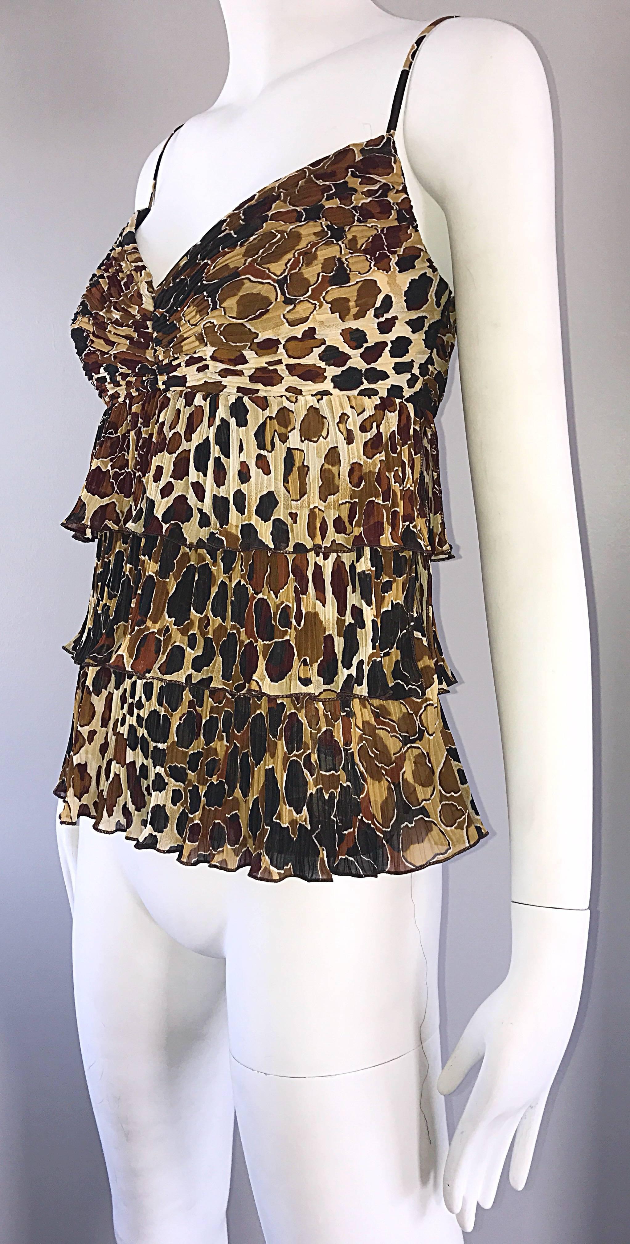 Women's New Escada Leopard Cheetah Print Silk Tiered Sleeveless Tiered Empire Blouse 38 For Sale