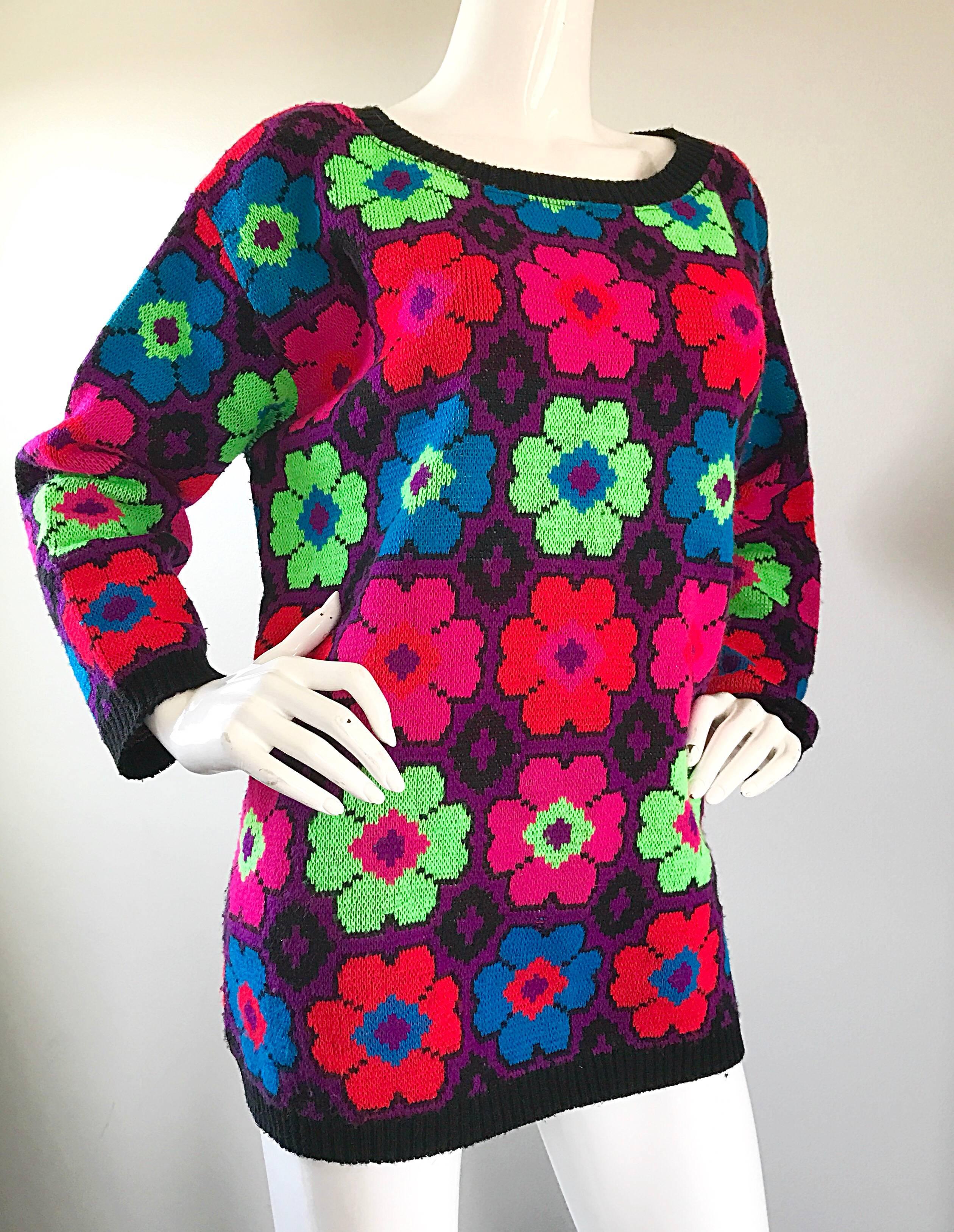Purple 1980s Betsey Johnson Punk Label One Size Intarsia Flower Sweater Jumper 80s For Sale