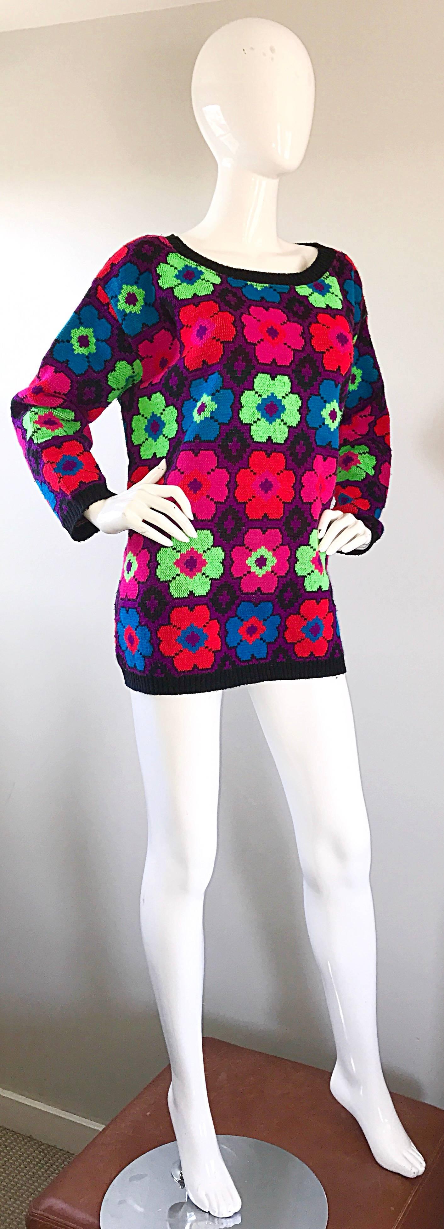 Women's 1980s Betsey Johnson Punk Label One Size Intarsia Flower Sweater Jumper 80s