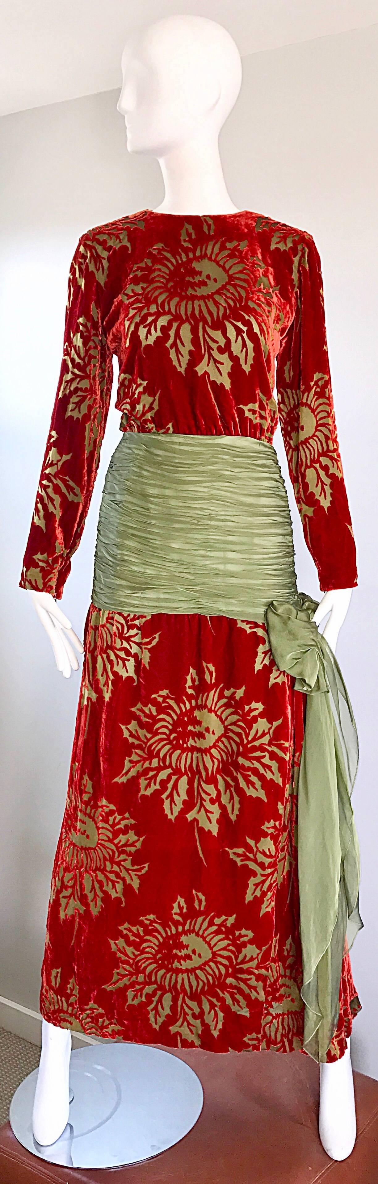 Gorgeous vintage JAMES GALANOS deep red and chartreuse green burn-out silk velvet 1920s style long sleeve evening dress! Gorgeous deep red color with chartreuse cut-outs in shapes of flowers. Drop waist features flattering ruched chartreuse chiffon,