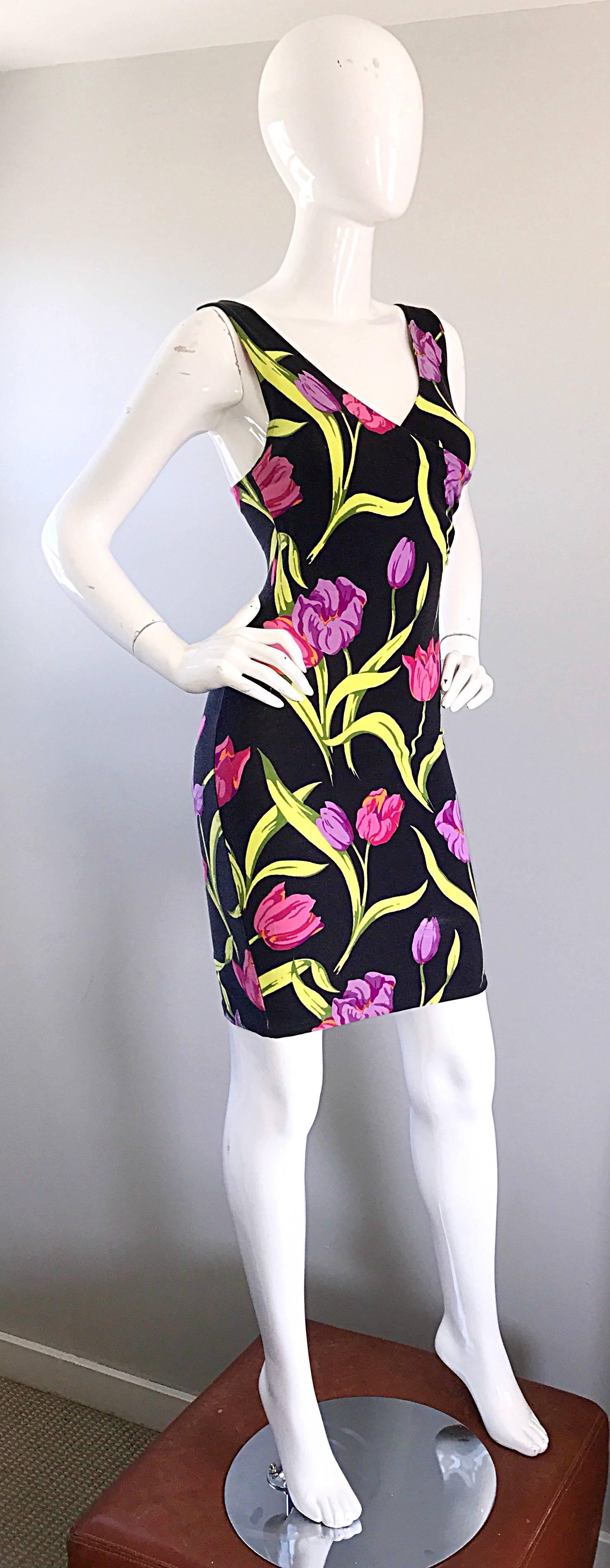 Vintage Betsey Johnson Early ' Punk Label ' Tulip Flower Print Bodycon Dress In Excellent Condition In San Diego, CA