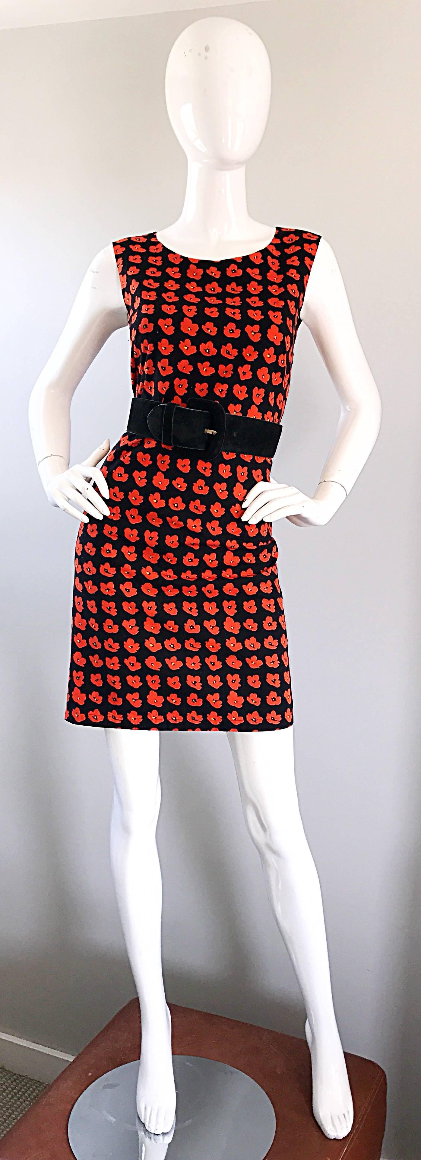 1990s Agnes B Size 38 Poppy Flower 3 - D Print Red and Black Vintage 90s Dress In Excellent Condition In San Diego, CA
