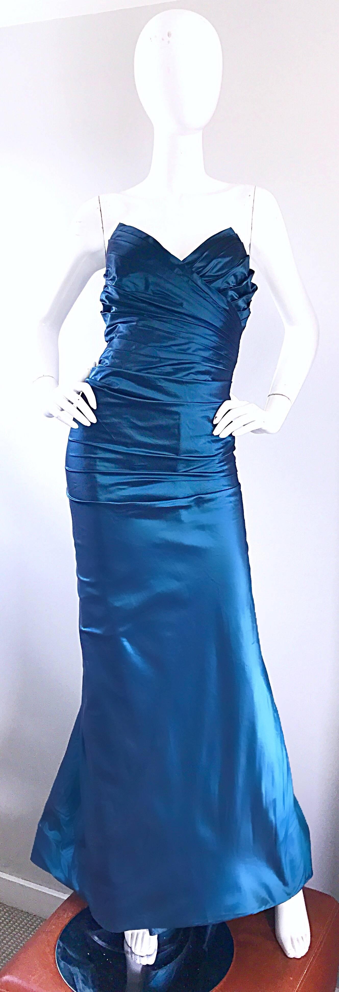 Vintage Ronald Nivelais Sz 10 Bergdorf Goodman Blue Silk Taffeta Strapless Gown For Sale 2