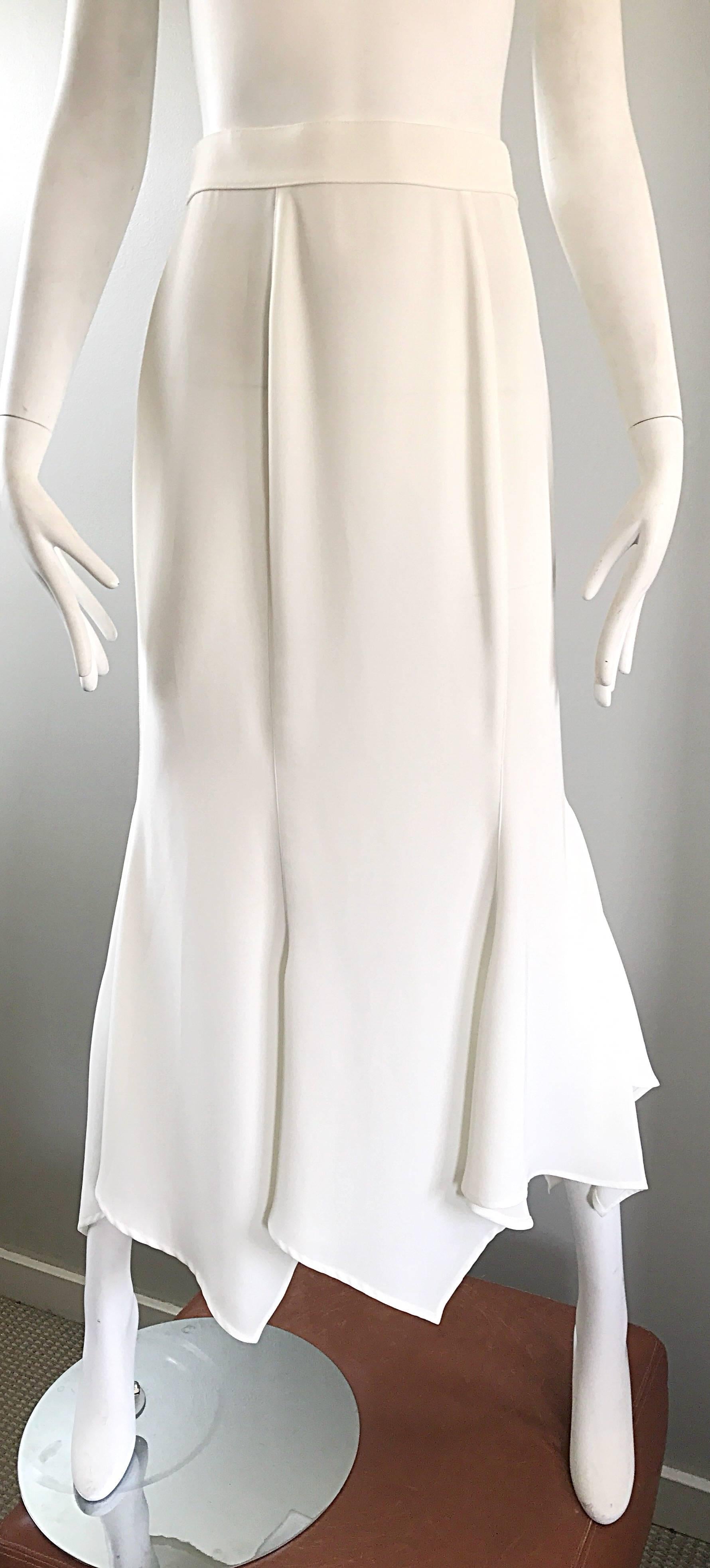 1990er Thierry Mugler Asymmetrischer Maxirock aus den 90ern mit weißem Taschentuch-Saum Damen im Angebot