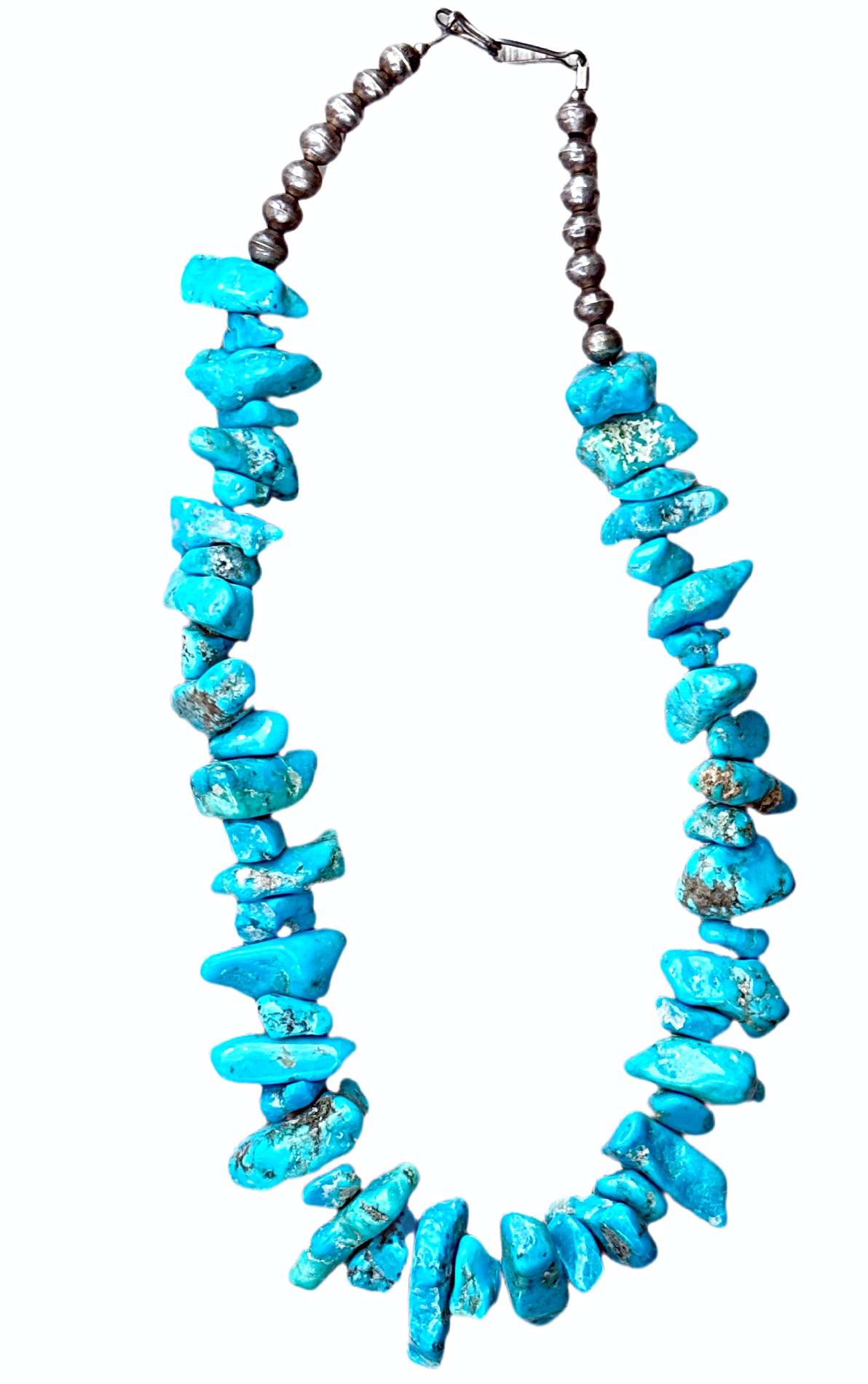 Collar vintage Navajo Chunky Turquoise Nugget con cuentas de banco de ley años 70 en venta 5