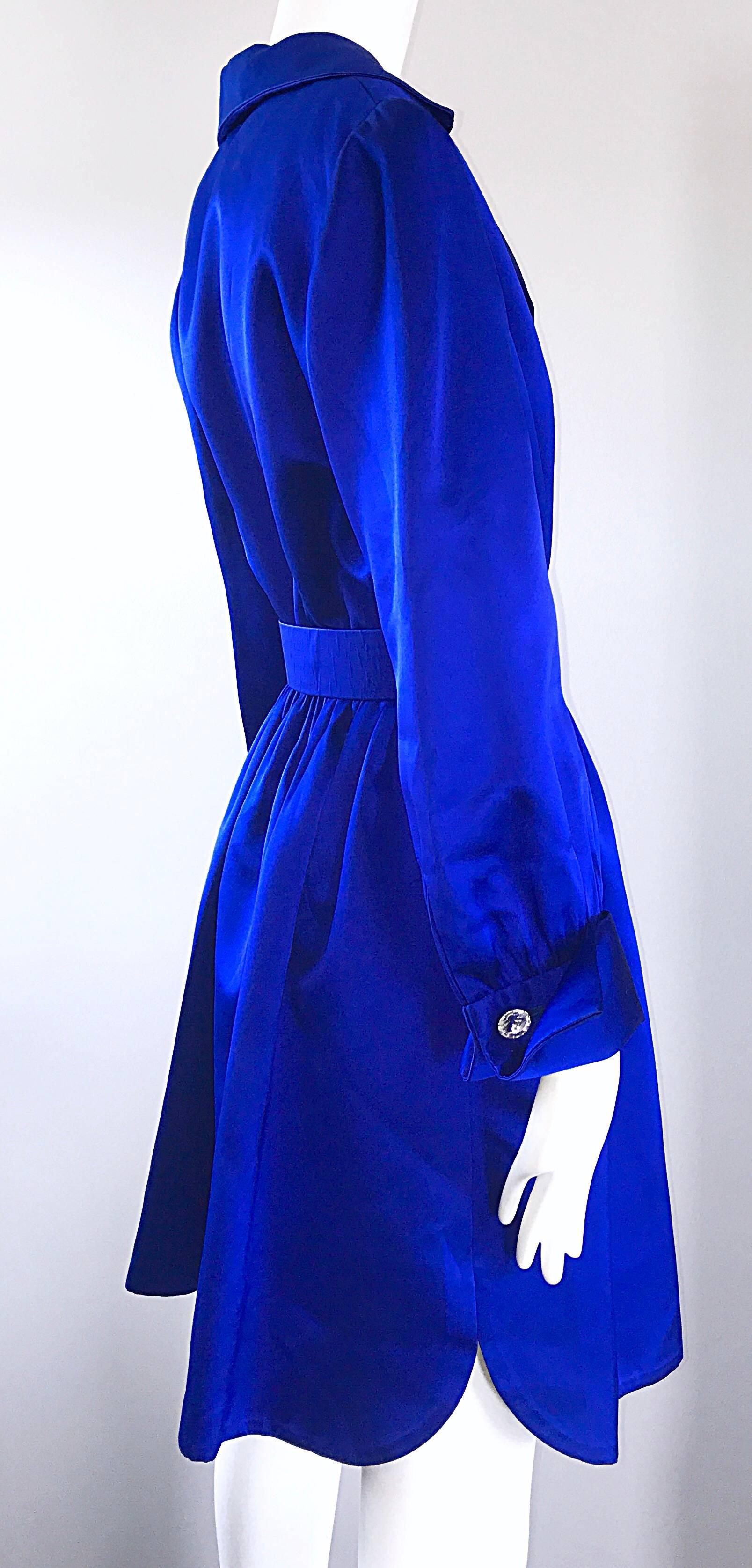 Women's Gorgeous Bill Blass Couture Vintage 1970s Royal Blue Silk Satin Belted 70s Dress For Sale