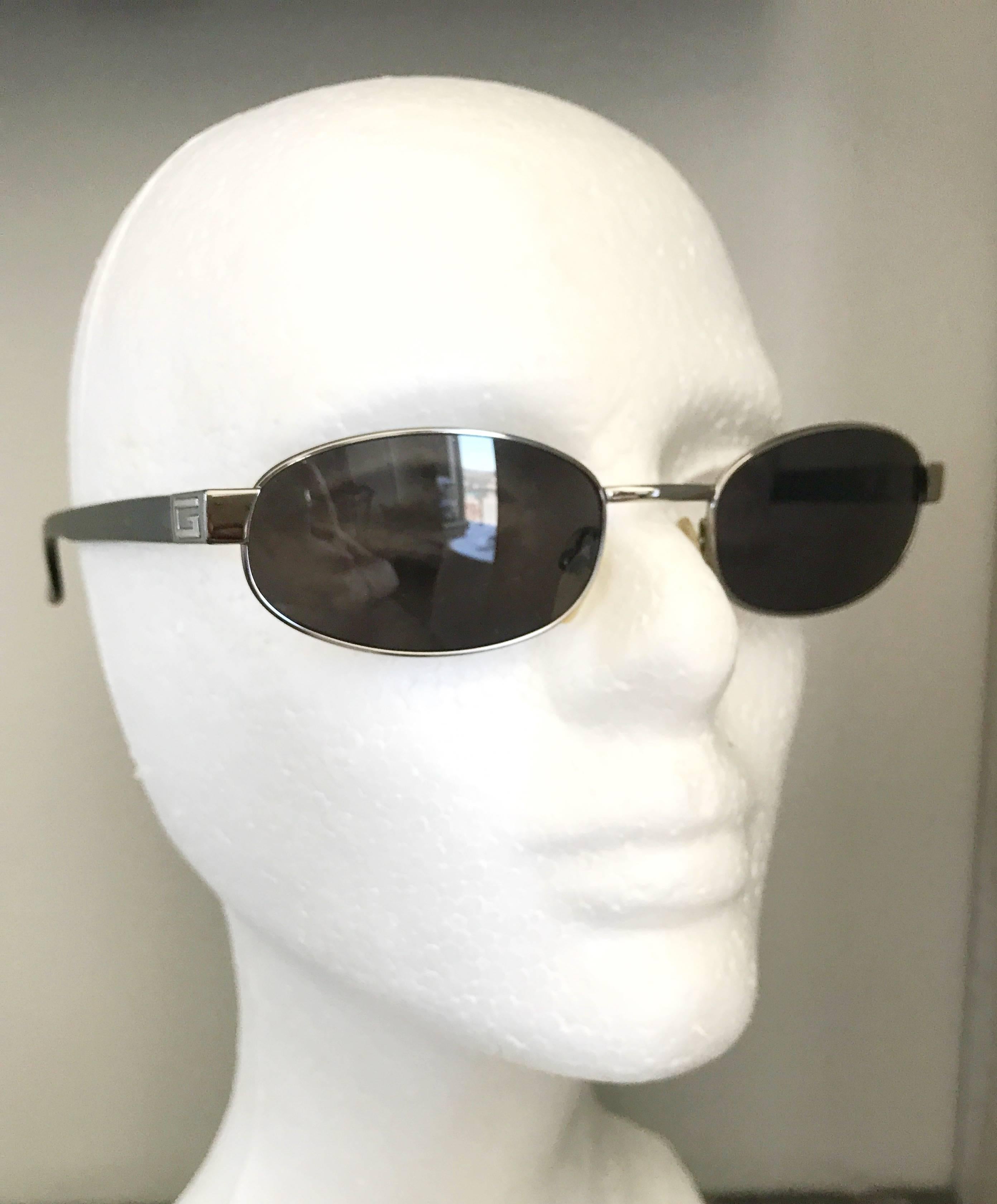 1990s sunglasses