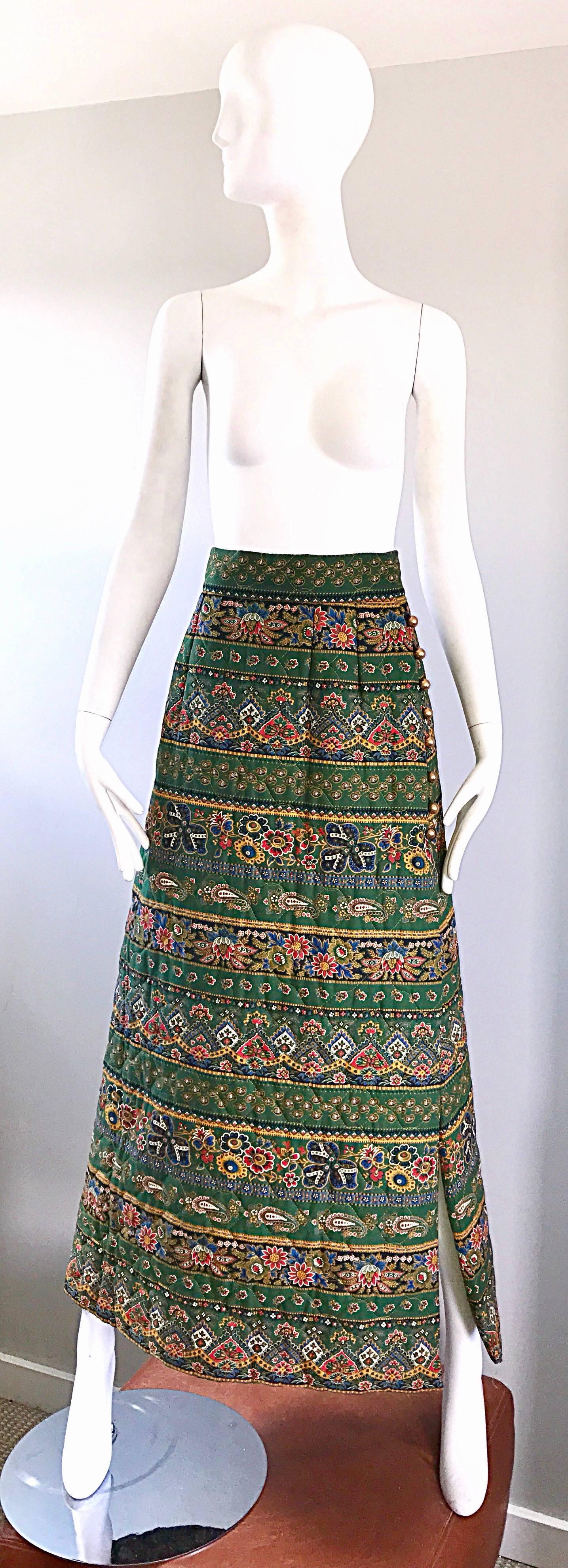 1970s Bonwit Teller Paisley Flower Print Vintage 70s Cotton Boho Maxi Skirt  For Sale 1