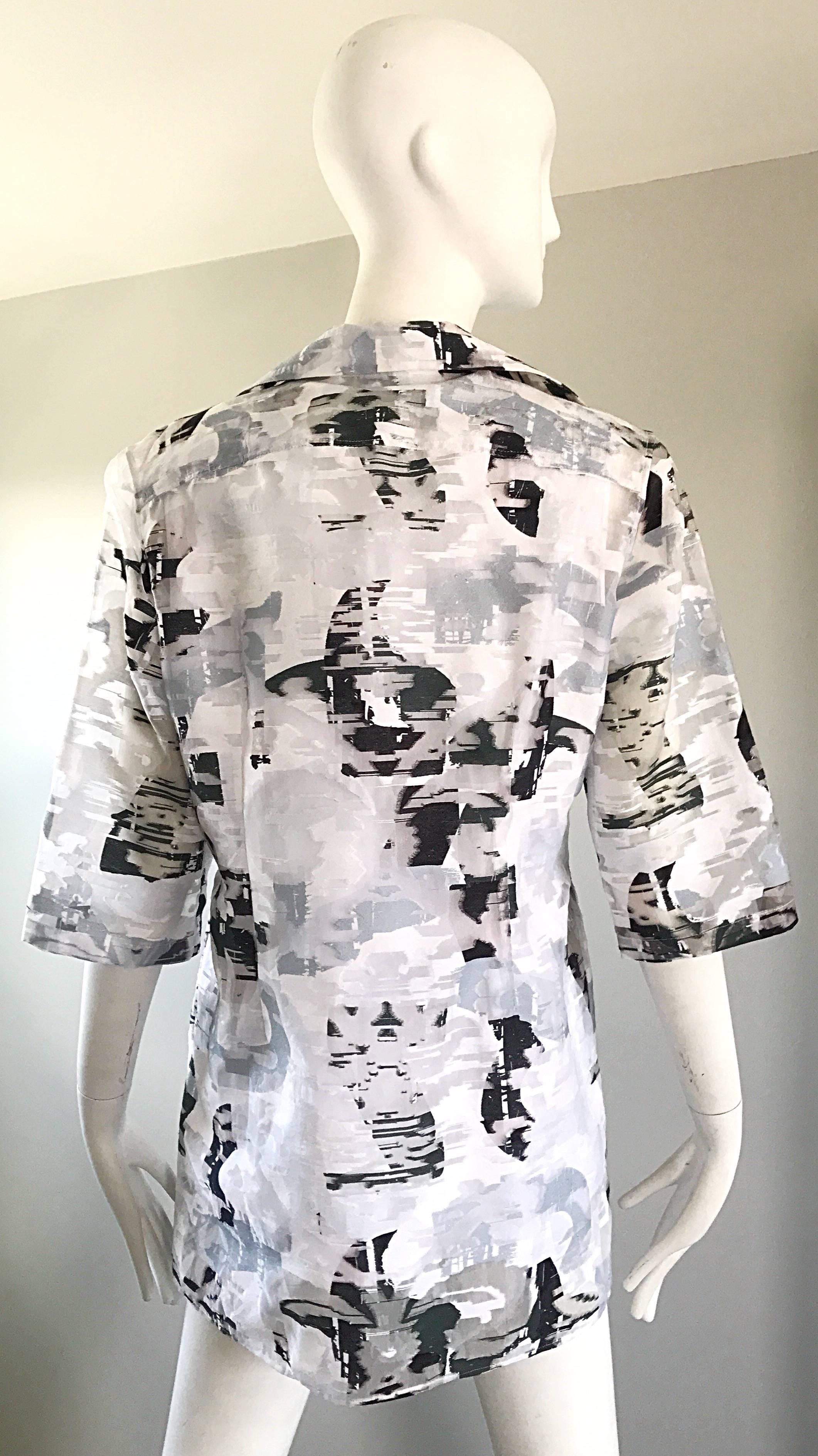 NWT 1990s JIL SANDER Black and White Abstract Print 3/4 Sleeves Semi Sheer Top In New Condition In San Diego, CA
