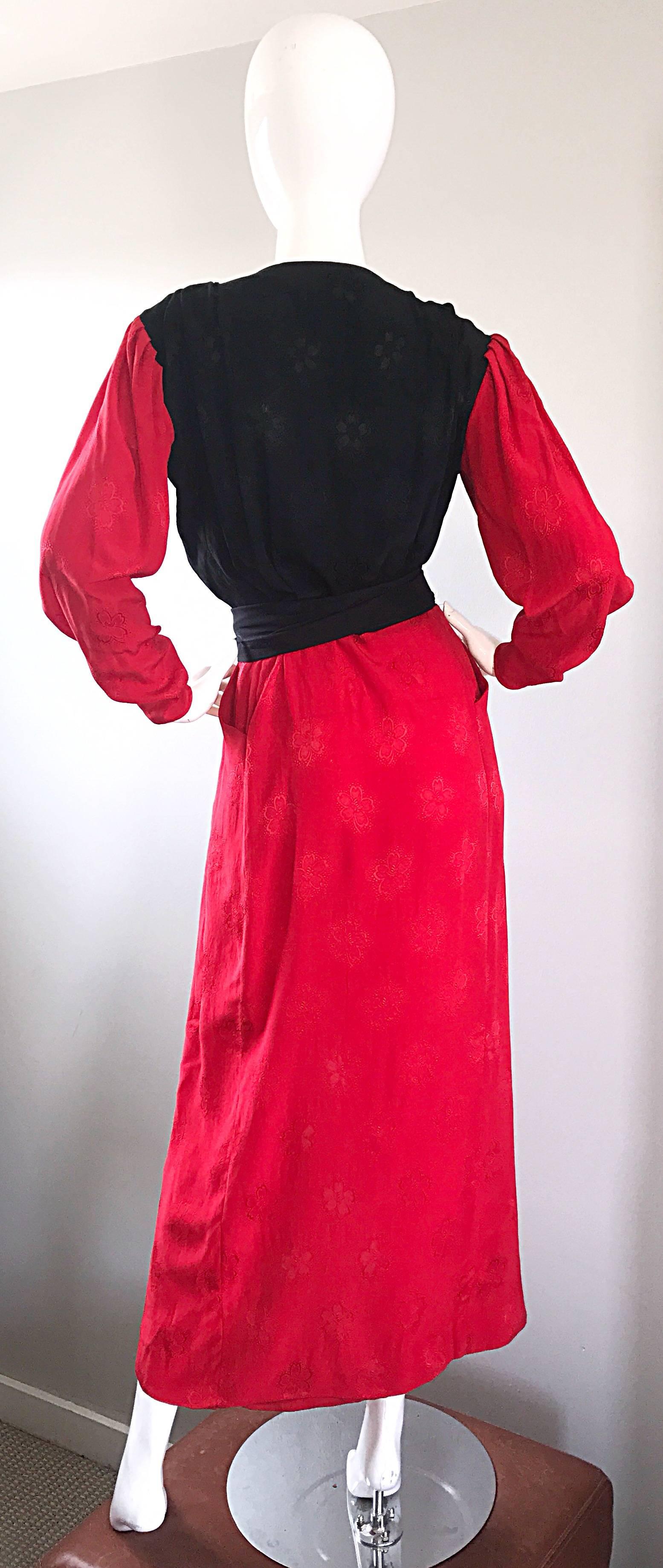Emanuel Ungaro Vintage Red + Black Color Block 1990s Long Sleeve 90s Silk Dress  For Sale 1
