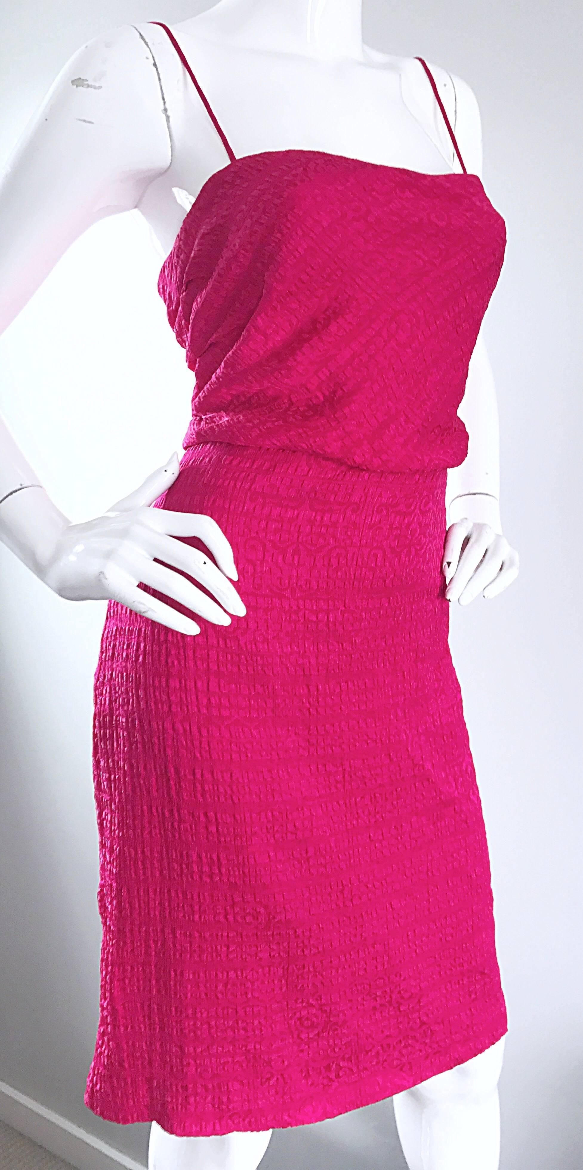 1990er Giorgio Armani Größe 6 Himbeere Rosa Fuchsia Vintage Seide Slip Kleid im Zustand „Hervorragend“ im Angebot in San Diego, CA