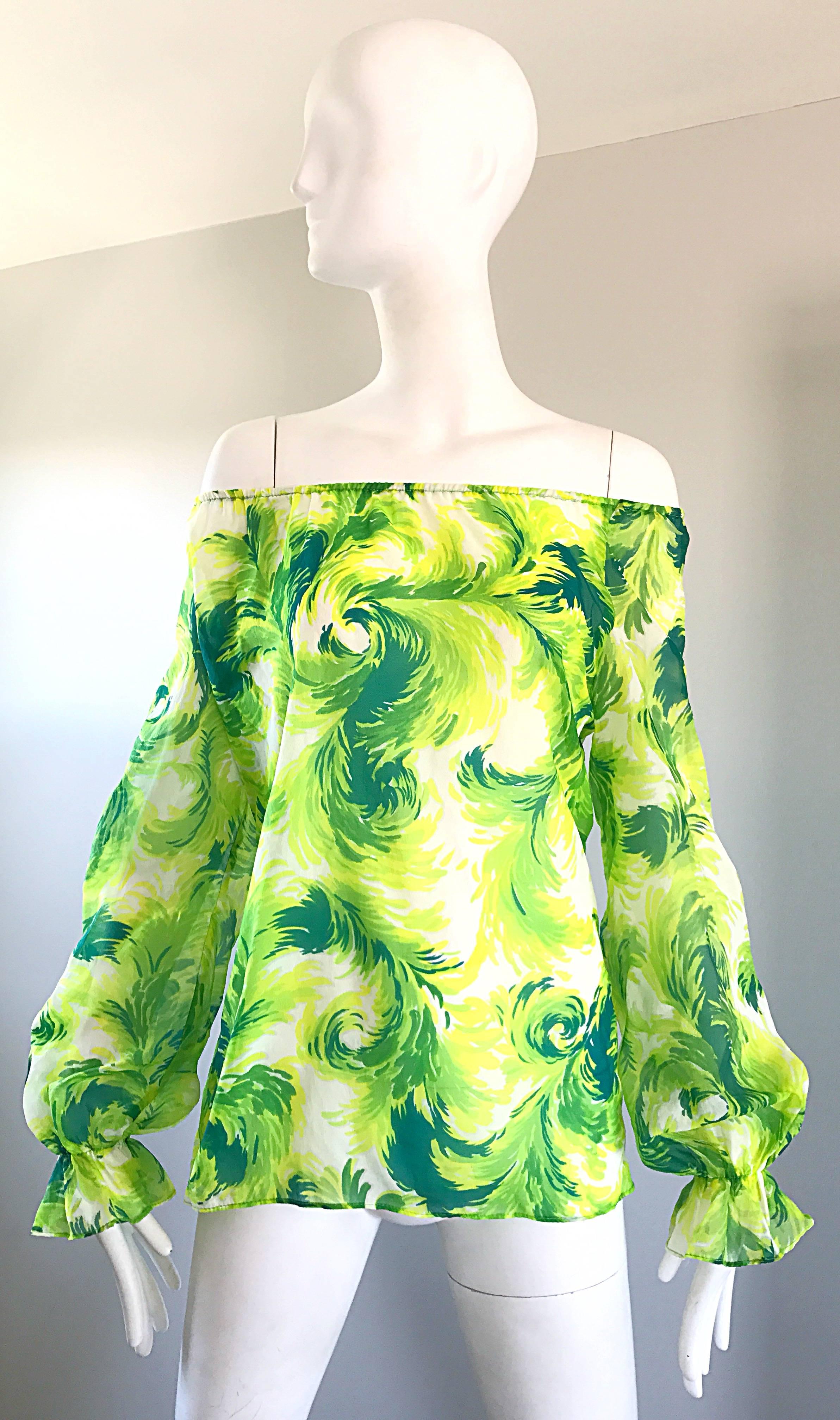 Amazing 1970s Bright Green and White Feather Print Boho Off - Shoulder 70s Top For Sale 2