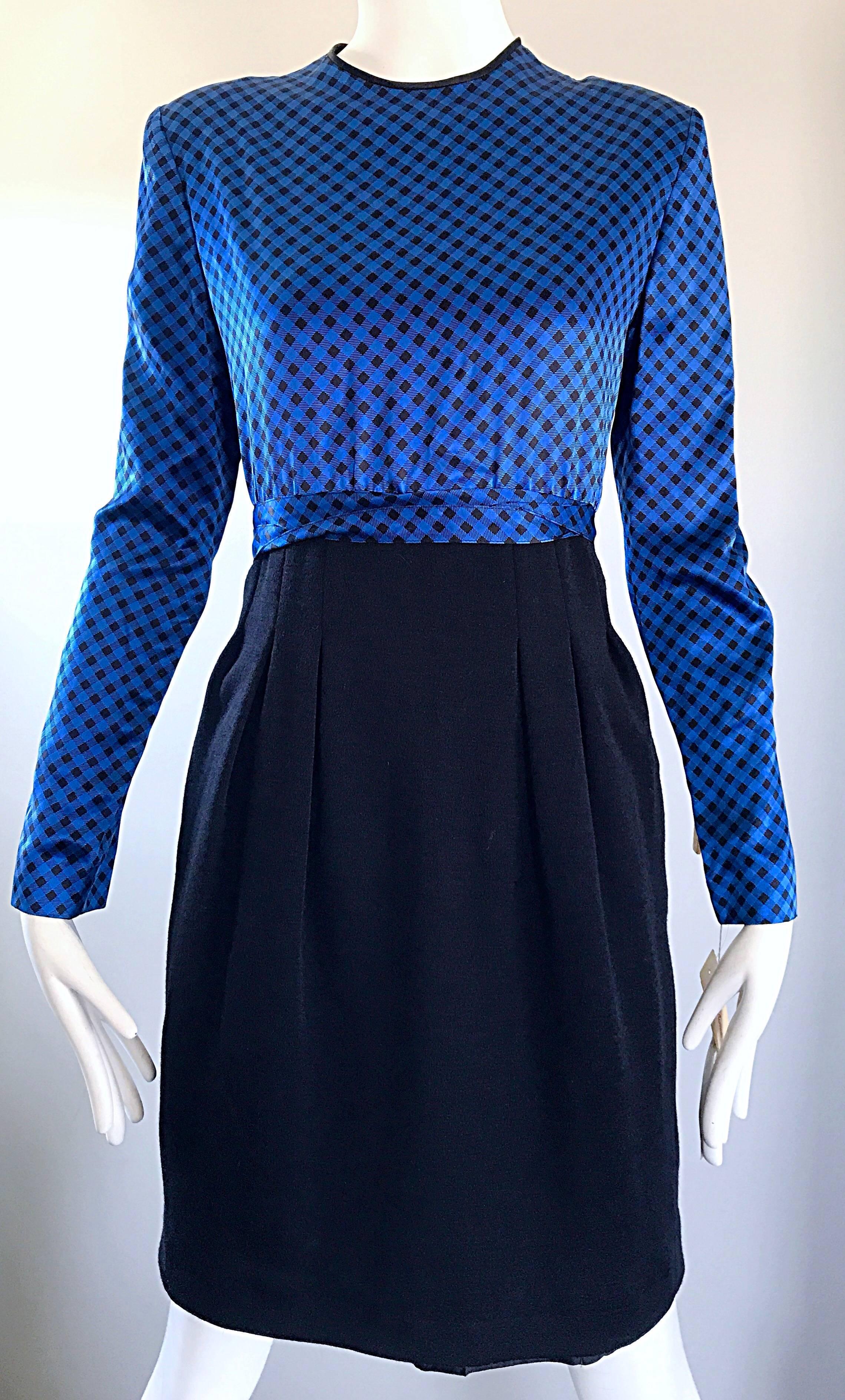 Women's NWT 1990s Geoffrey Beene Size 10 Royal Blue Black Gingham Long Sleeve Dress For Sale