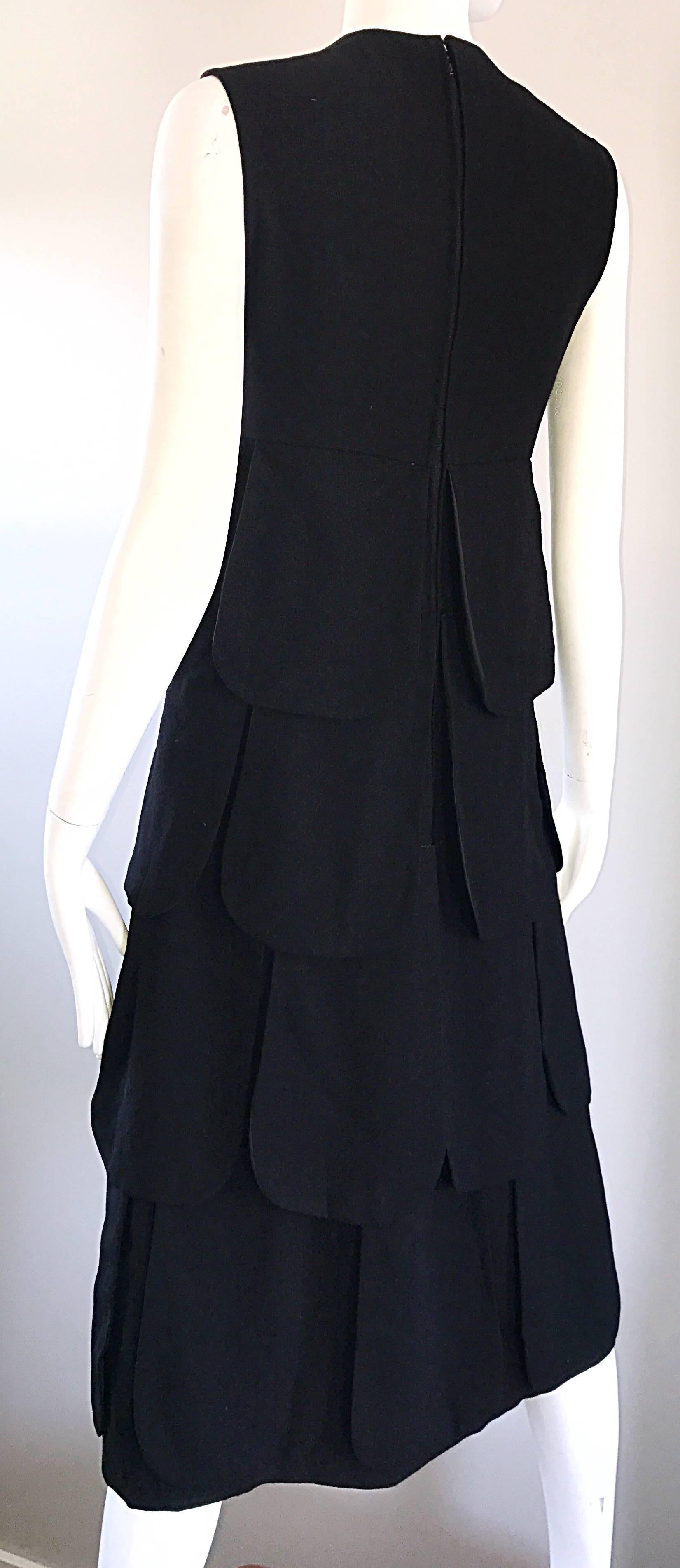 1960er Pierre Cardin Haute Couture Space Age Mod Schwarzes Vintage 60er Jahre Kleid aus Wolle Damen im Angebot