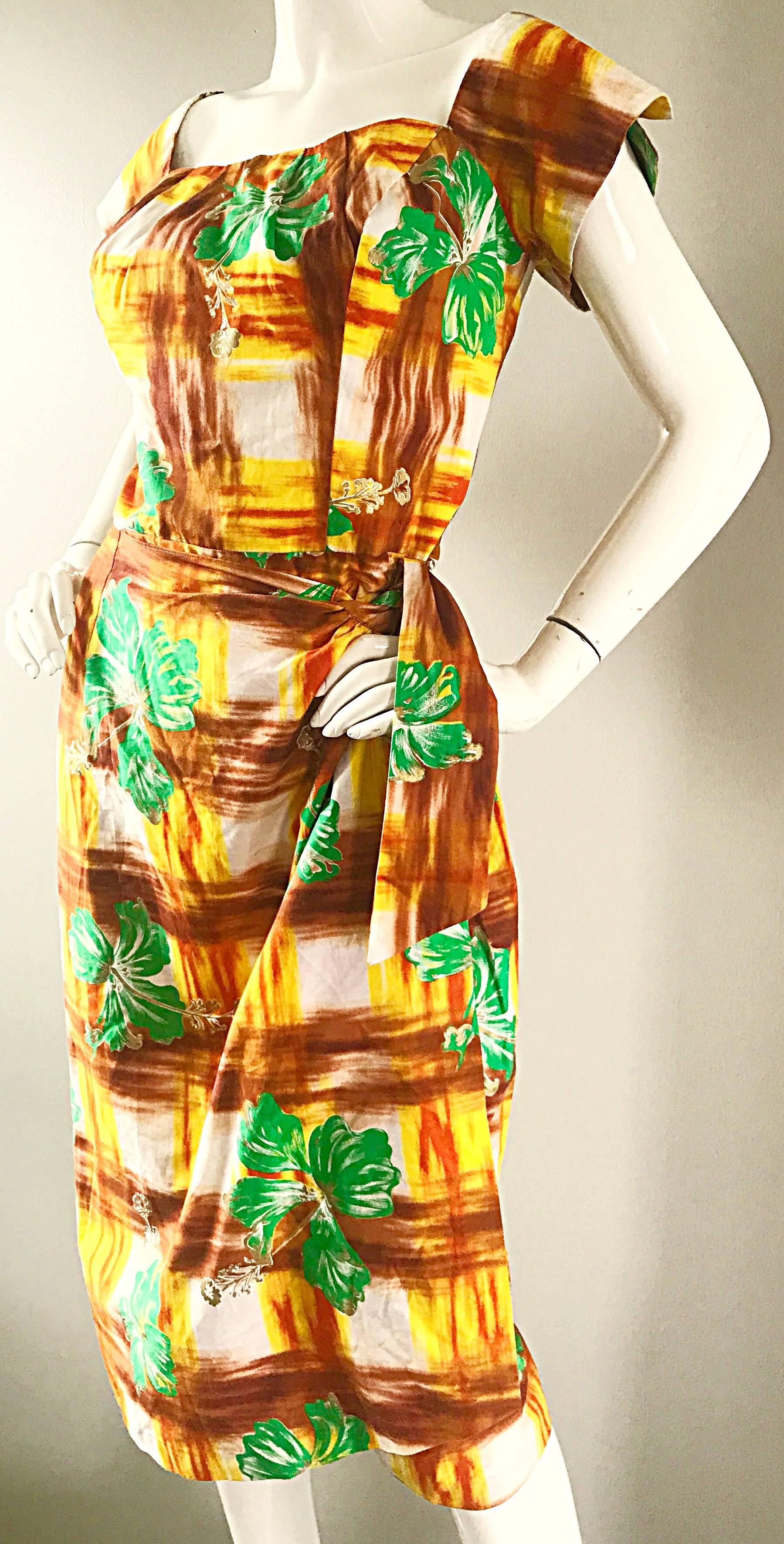 Women's 1950s Kamehameha Hawaiian Beautiful Hand Painted Vintage 50s Cotton Wrap Dress