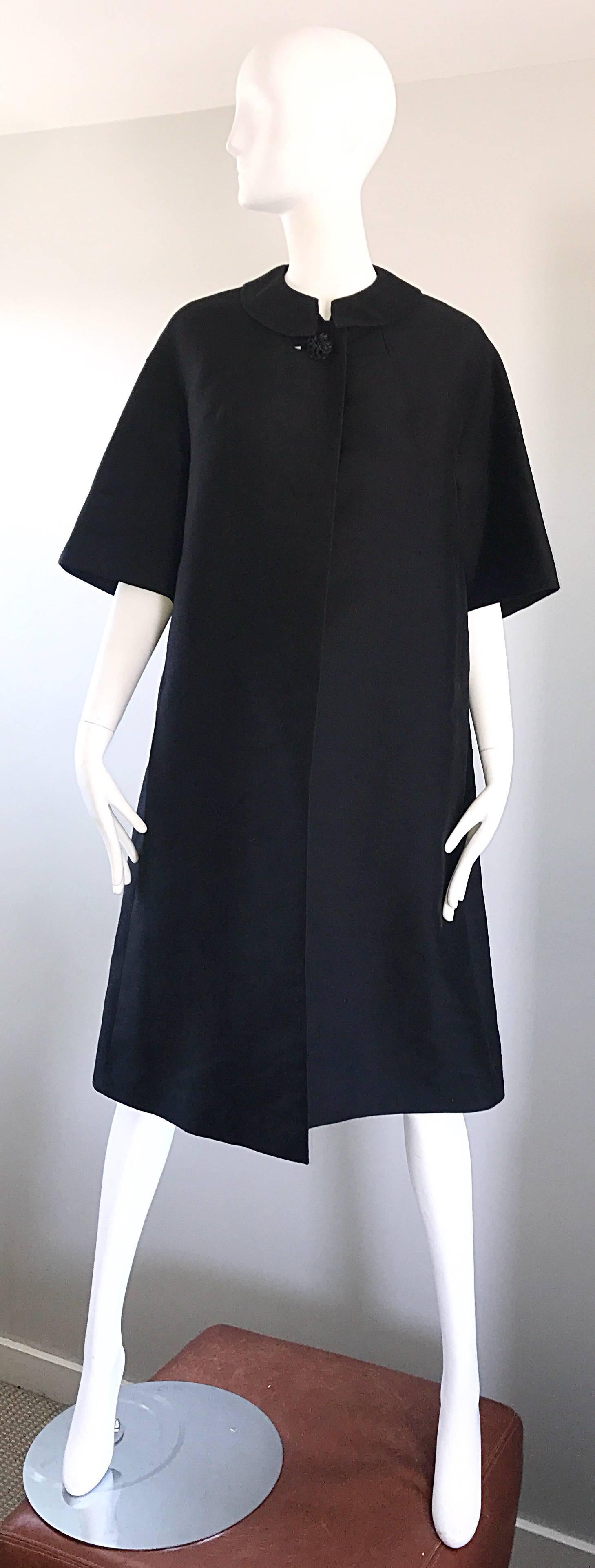 1950s Betty Rose Black 3/4 Sleeves 50s Vintage Trapeze Swing Opera Jacket For Sale 2
