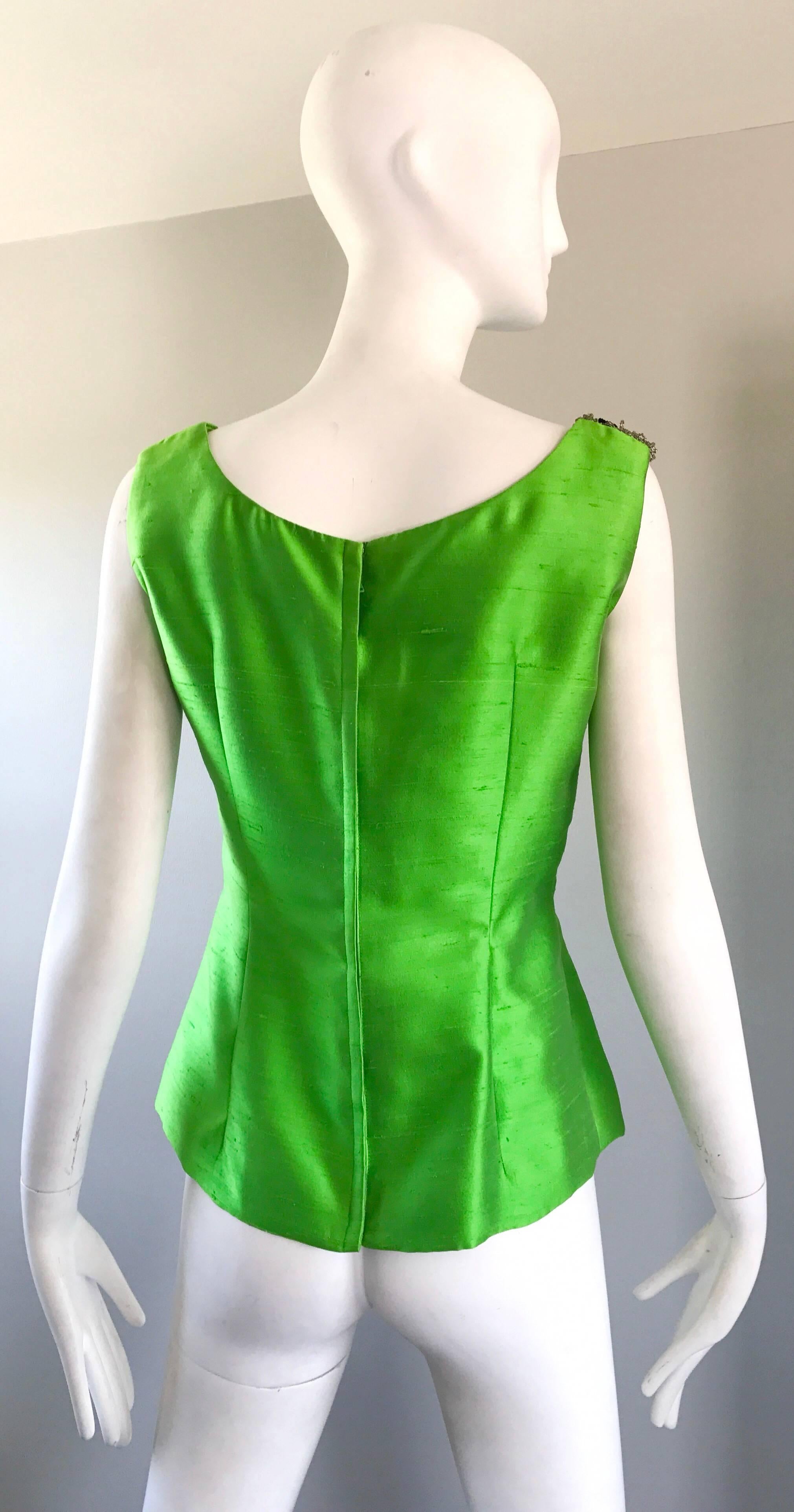 Gorgeous 1950s Green Silk Shantung Beaded Crystal Couture Sleeveless Blouse Top Pour femmes en vente