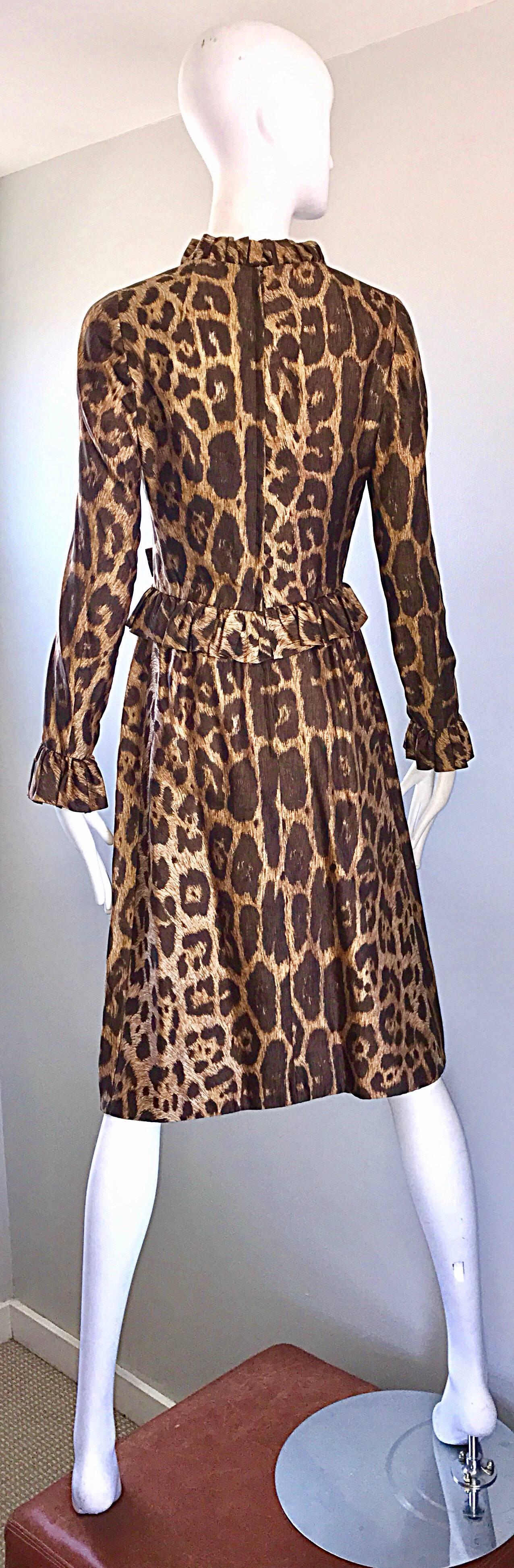 Mollie Parnis 1960s Chic Leopard Cheetah Print Silk Vintage 60s A Line Dress  In Excellent Condition In San Diego, CA