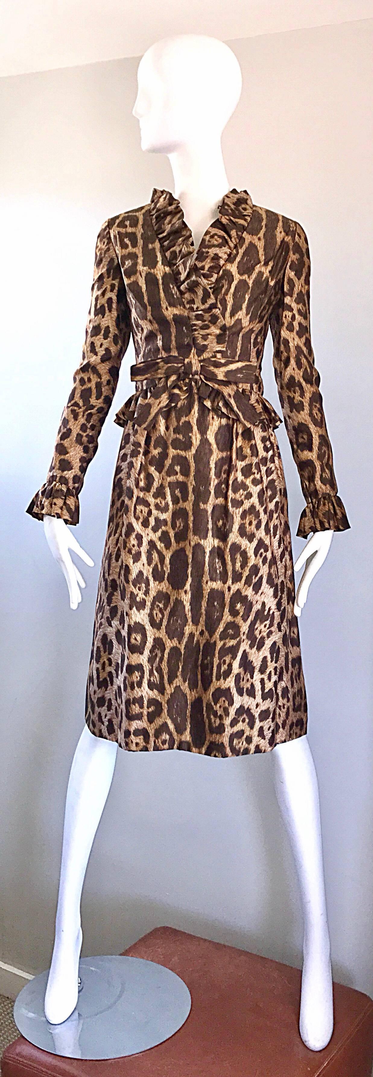 Mollie Parnis 1960s Chic Leopard Cheetah Print Silk Vintage 60s A Line Dress  5