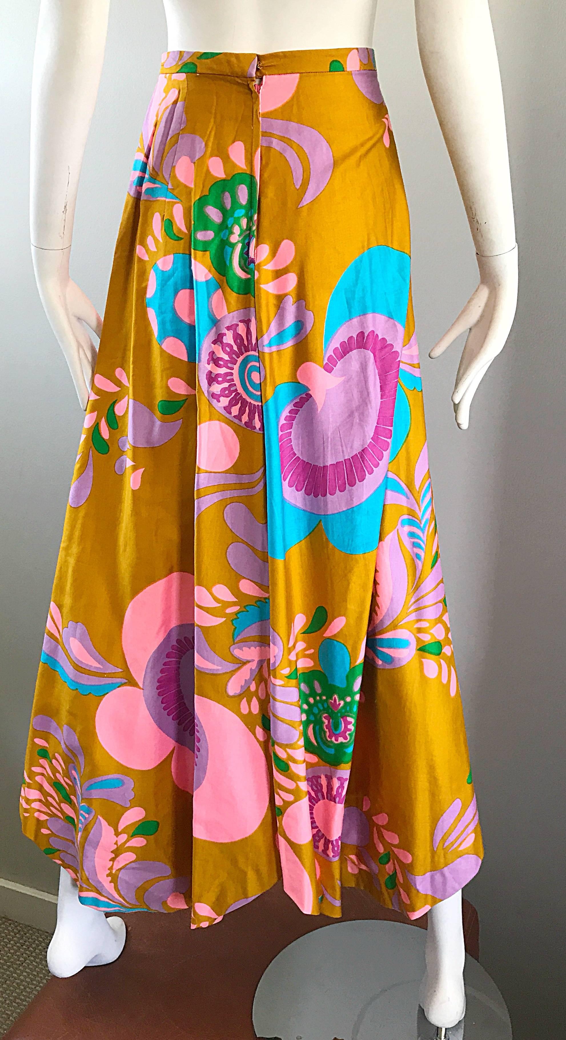 Amazing 1970s Brightly Colored Psychedelic Asymmetrical Petal Hem 70s ...