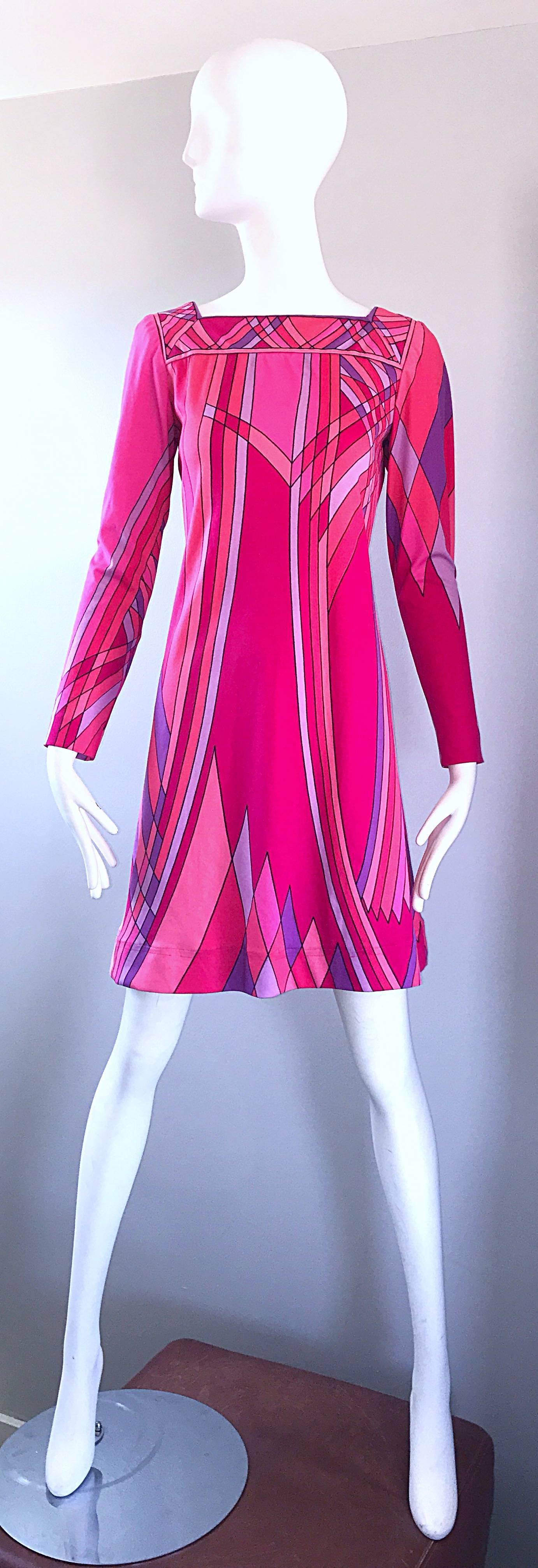 Amazing vintage 60s NAT CAPLAN COUTURE long sleeve A-Line / shift dress! Features a shocking hot pink background with geometric mosaic print in fuchsia, lavender and purple. Tailored bodice with a nice flared skirt. Long tailored sleeves. Jersey
