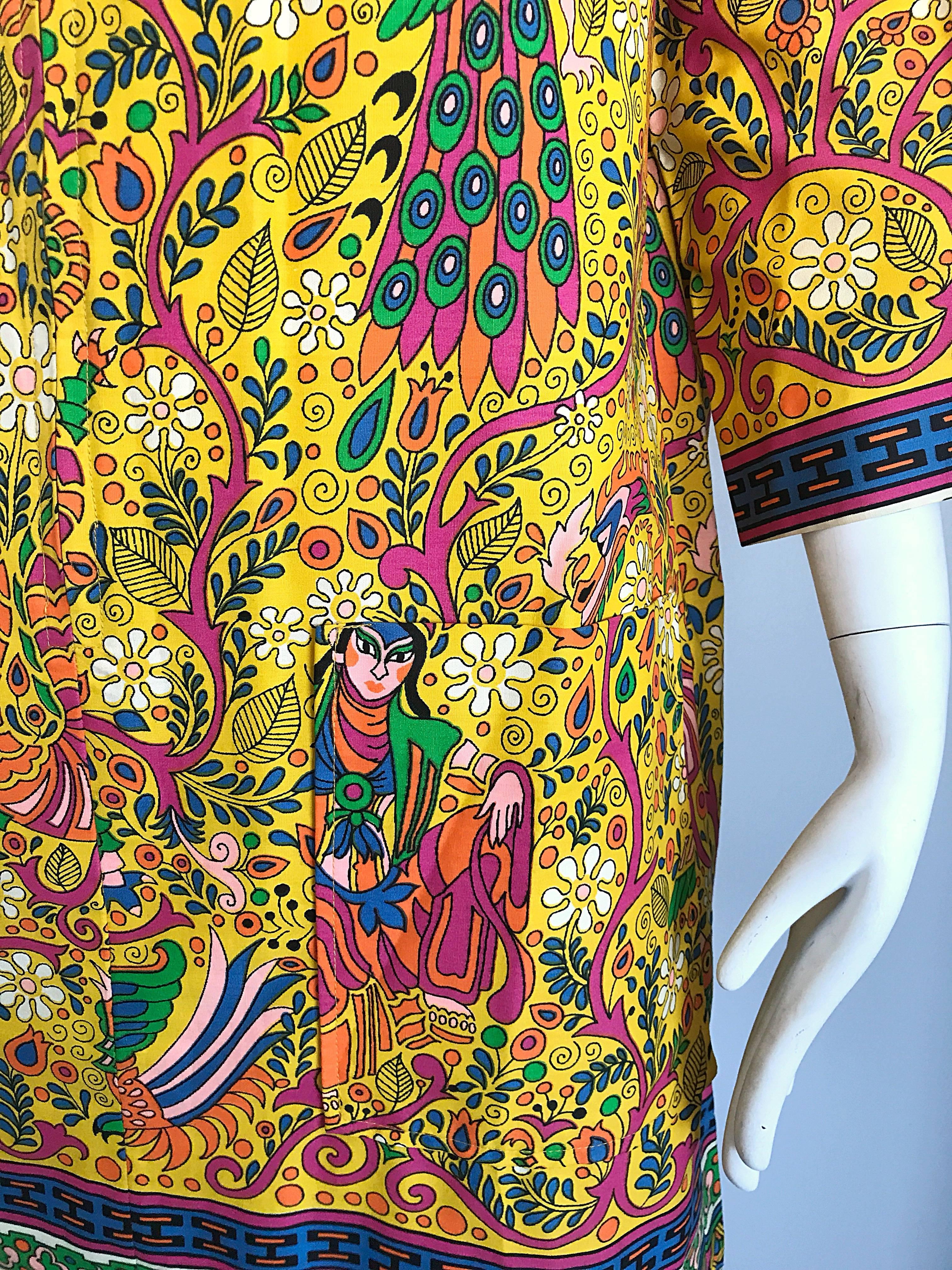 Women's Amazing 1960s Asian Empress Novelty Print Cotton Vintage 60s Tunic Dress  For Sale