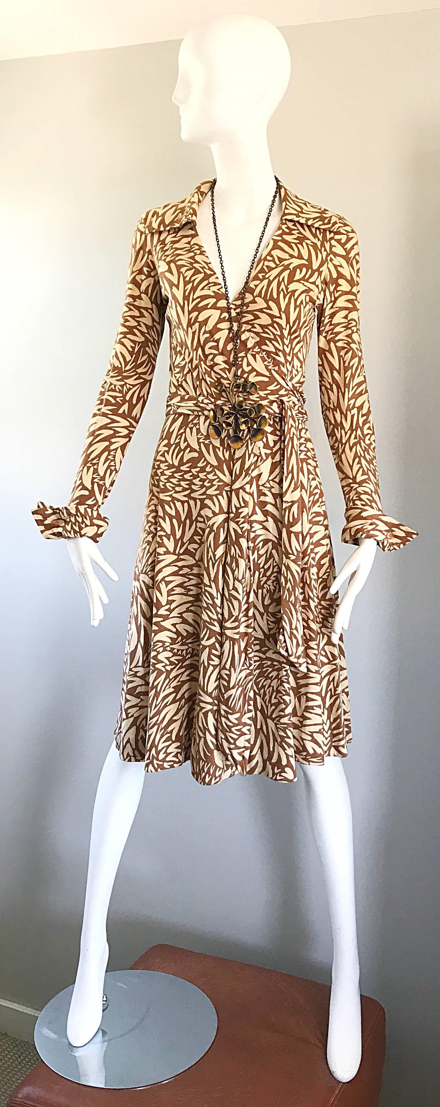 1970s Diane Von Furstenberg Iconic Heart Print Signature Vintage 70s Wrap Dress 1