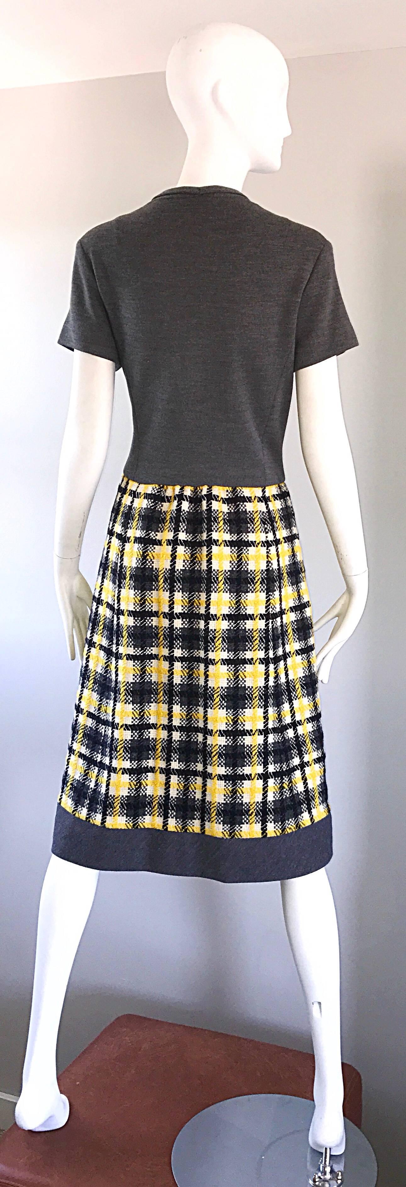 1960s Yellow, Gray, Black, White Wool Plaid Vintage 60s Wrap Style A Line Dress In Excellent Condition For Sale In San Diego, CA