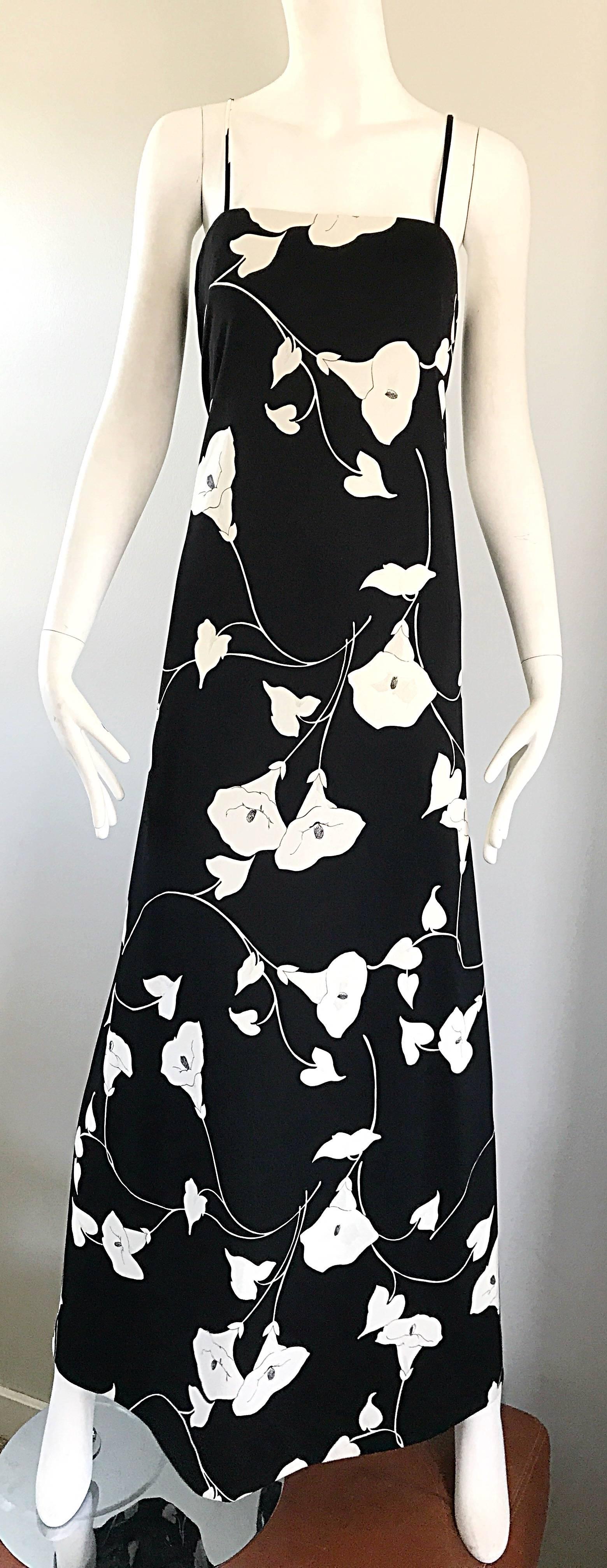 Luis Estevez 1970s Black and White Tulip Print Vintage 70s Maxi Dress Gown  3