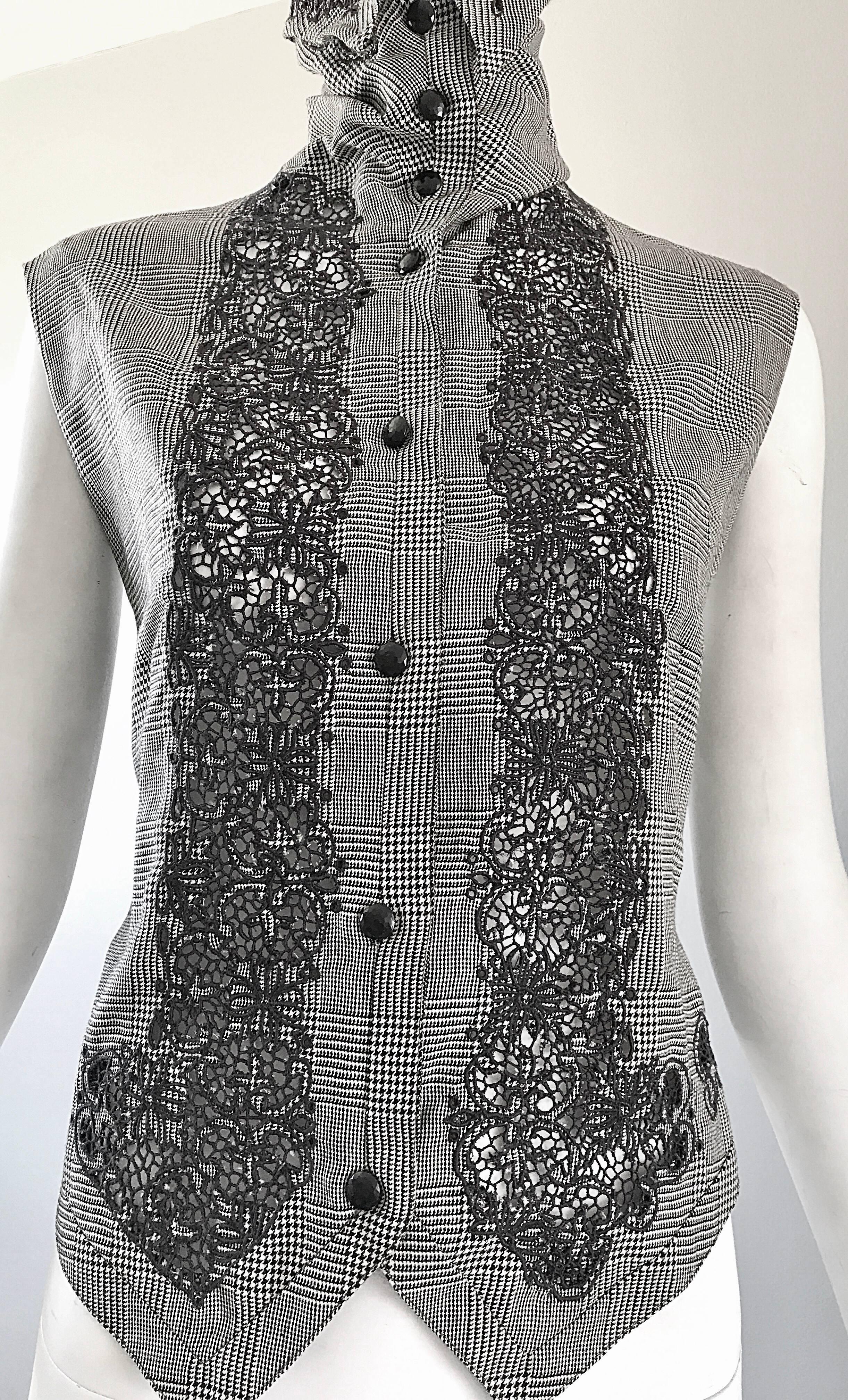 Rare Early Gianni Versace Black and White Houndstooth Plaid Embroidered Vest Top In Excellent Condition For Sale In San Diego, CA
