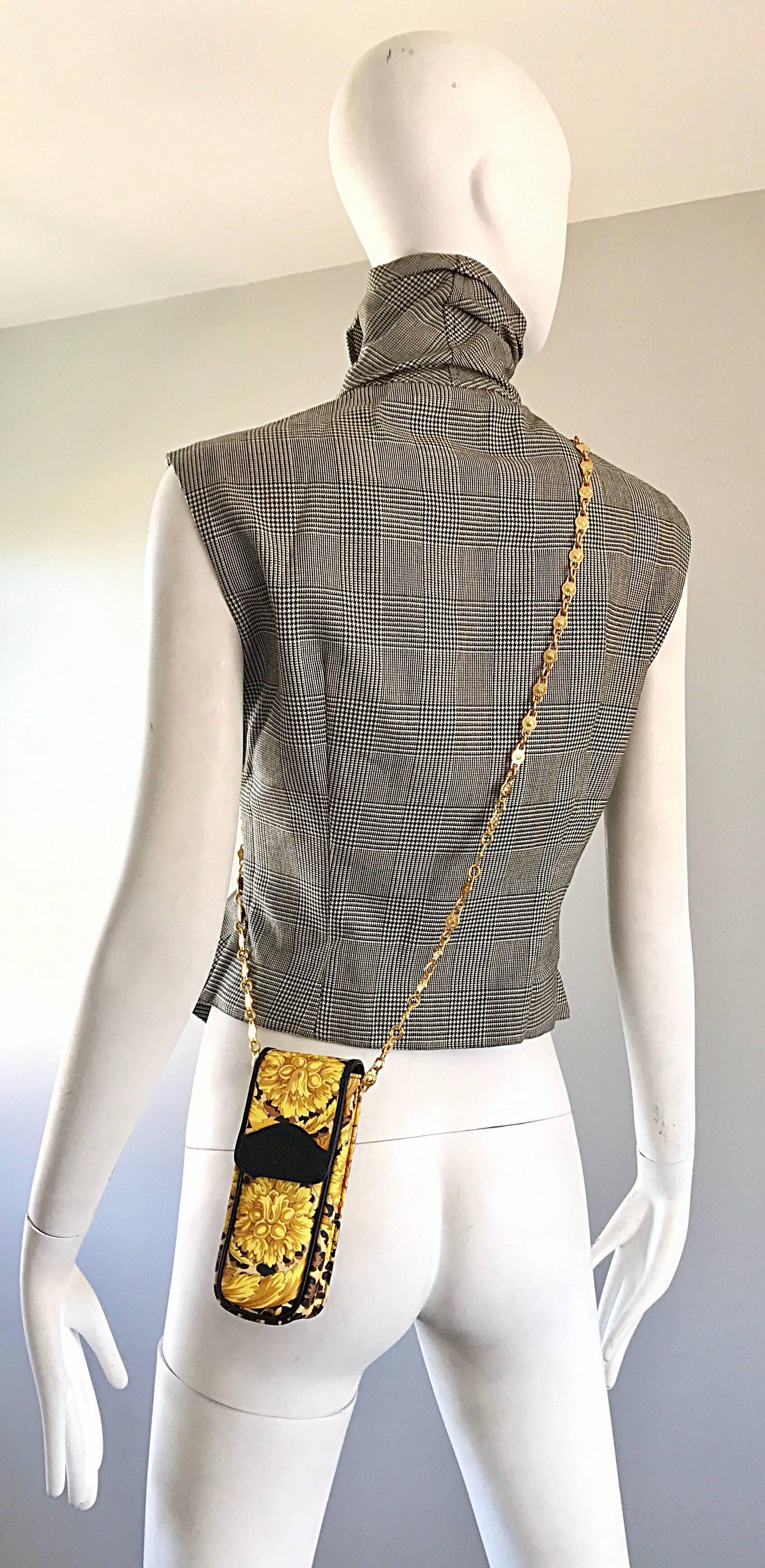 Rare Early Gianni Versace Black and White Houndstooth Plaid Embroidered Vest Top For Sale 2