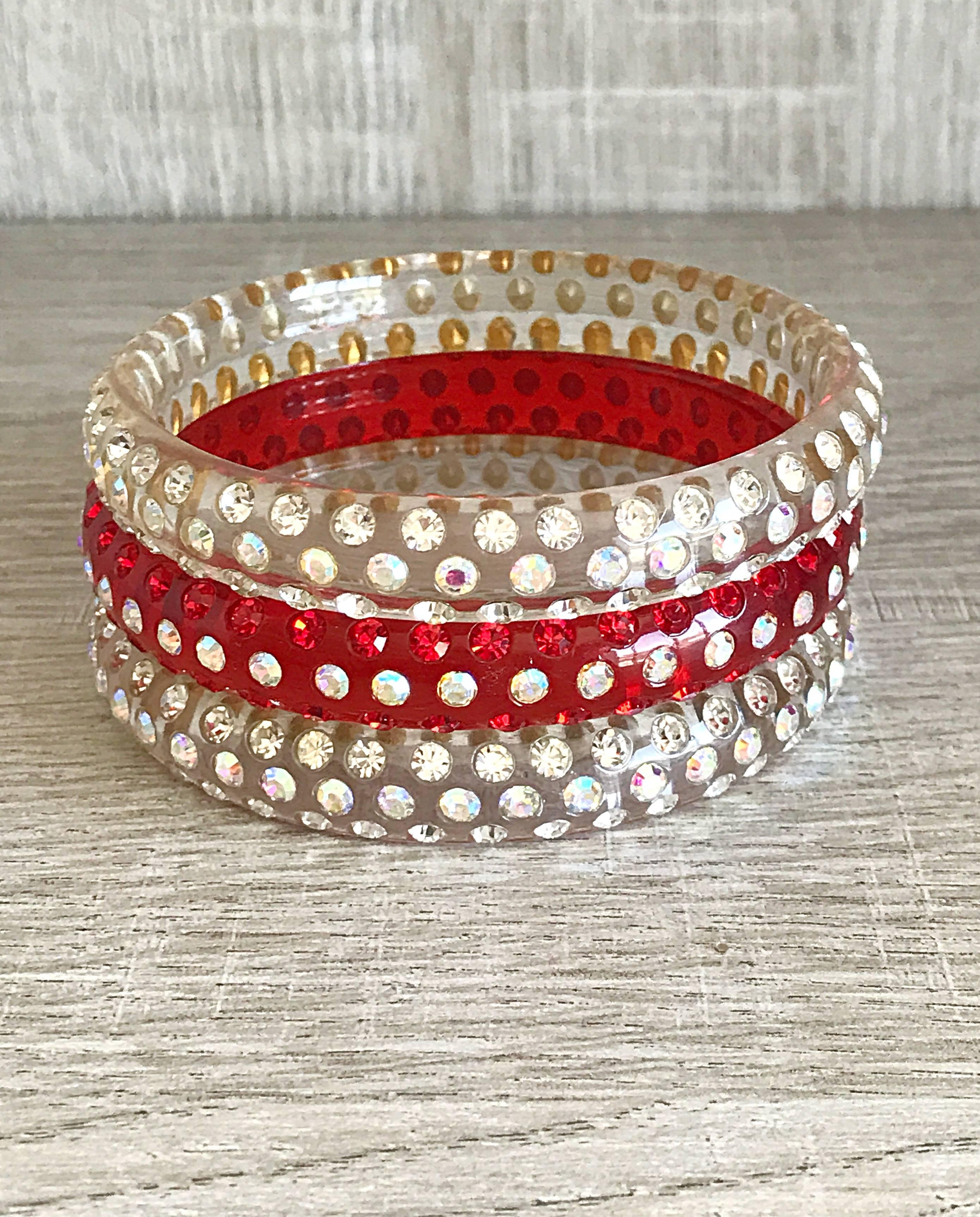Set of Three 1960s Red and Clear Rhinestone Encrusted Vintage Lucite 60s Bangles For Sale 2