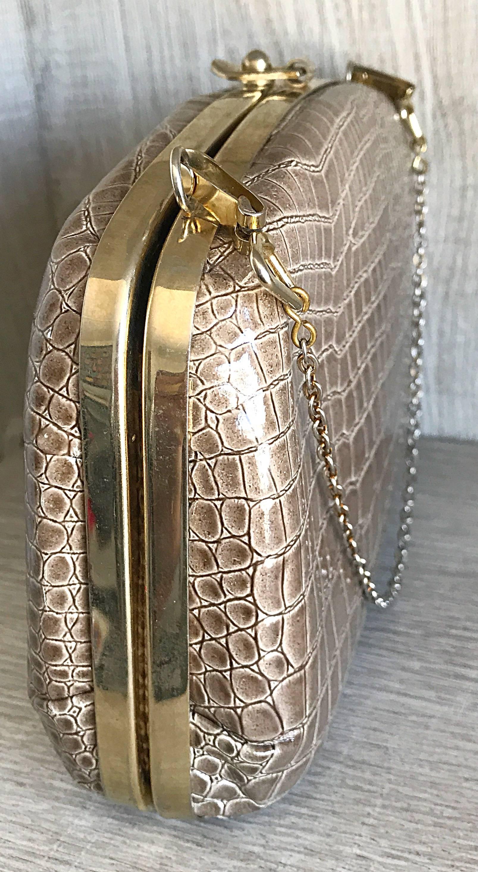 1940s Italian Taupe Alligator Croc Embossed Vintage 40s Leather Handbag Purse  In Excellent Condition For Sale In San Diego, CA