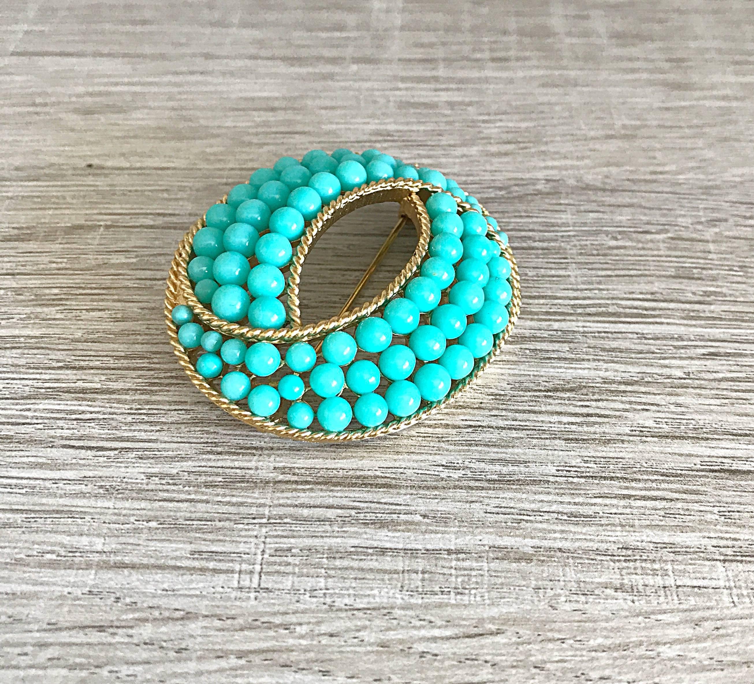 Trifari 1960s Turquoise Blue + Gold Oval 60s Signed Vintage Ball Brooch Pin 2