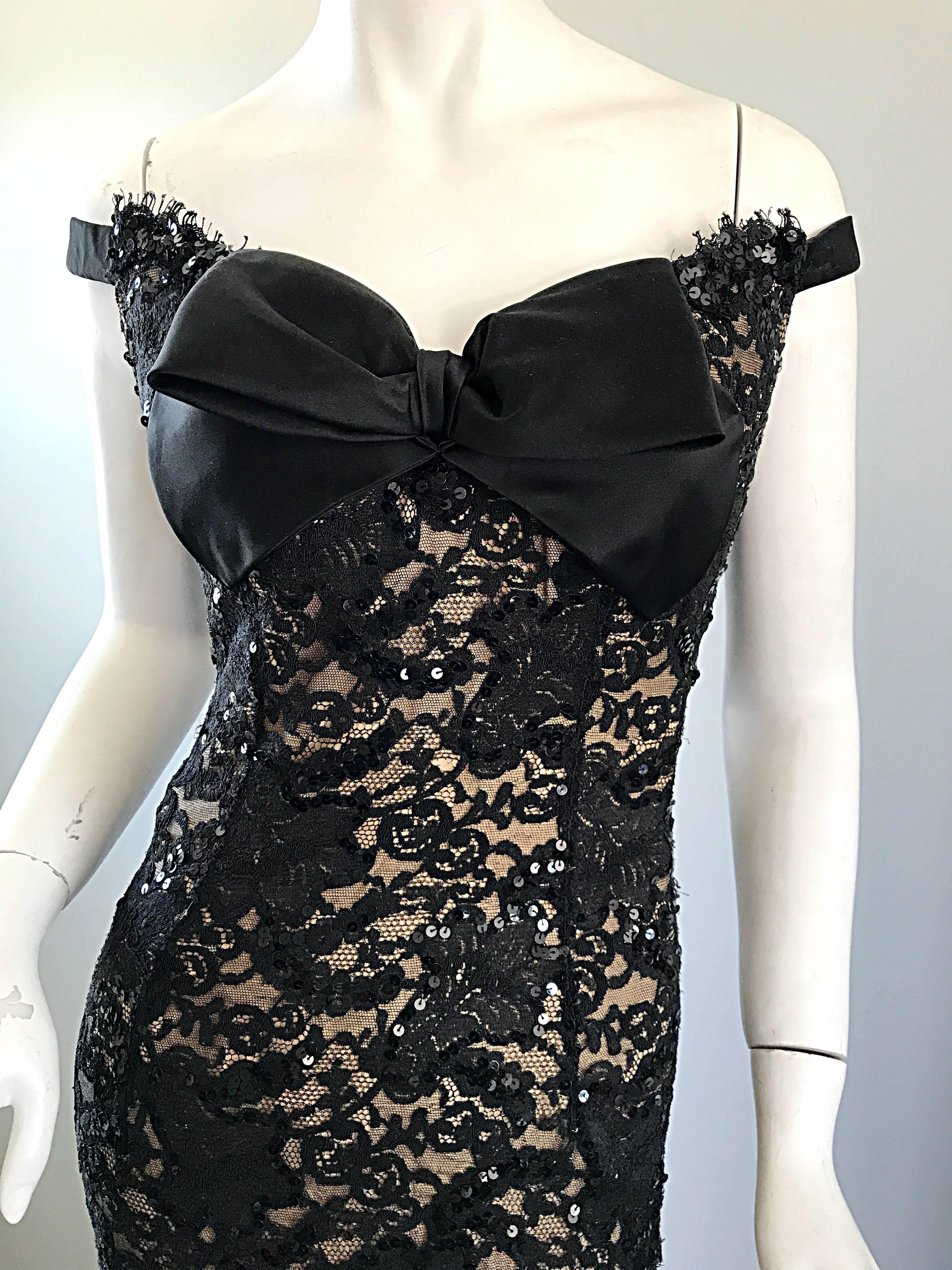 Vintage Size 8 Bob Mackie Black Lace Sequin 1990s 90s Evening Off Shoulder Gown  In Excellent Condition In San Diego, CA