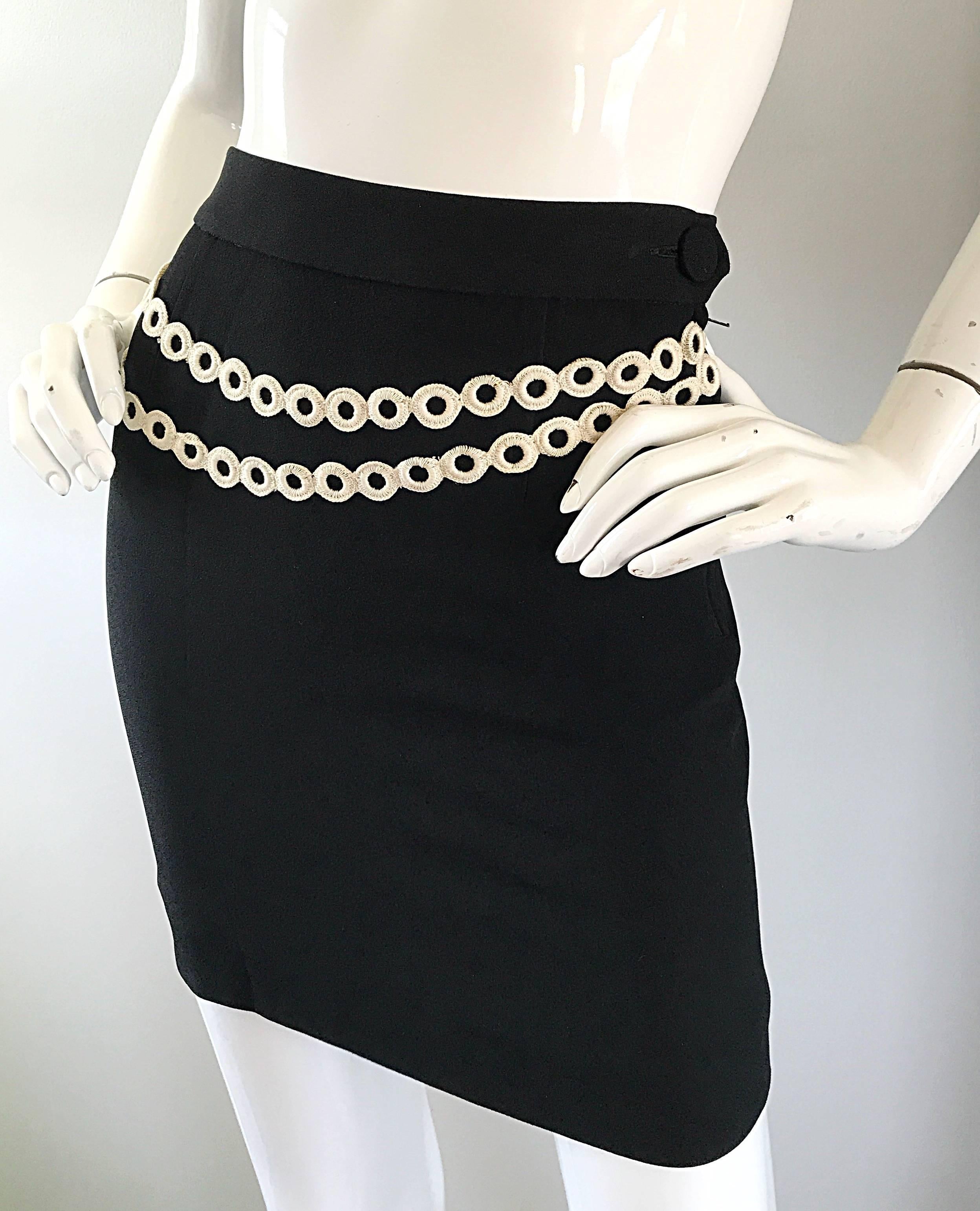 1990s Moschino Cheap and Chic Black and White Trompe l'oeil Vintage Mini Skirt In Excellent Condition For Sale In San Diego, CA