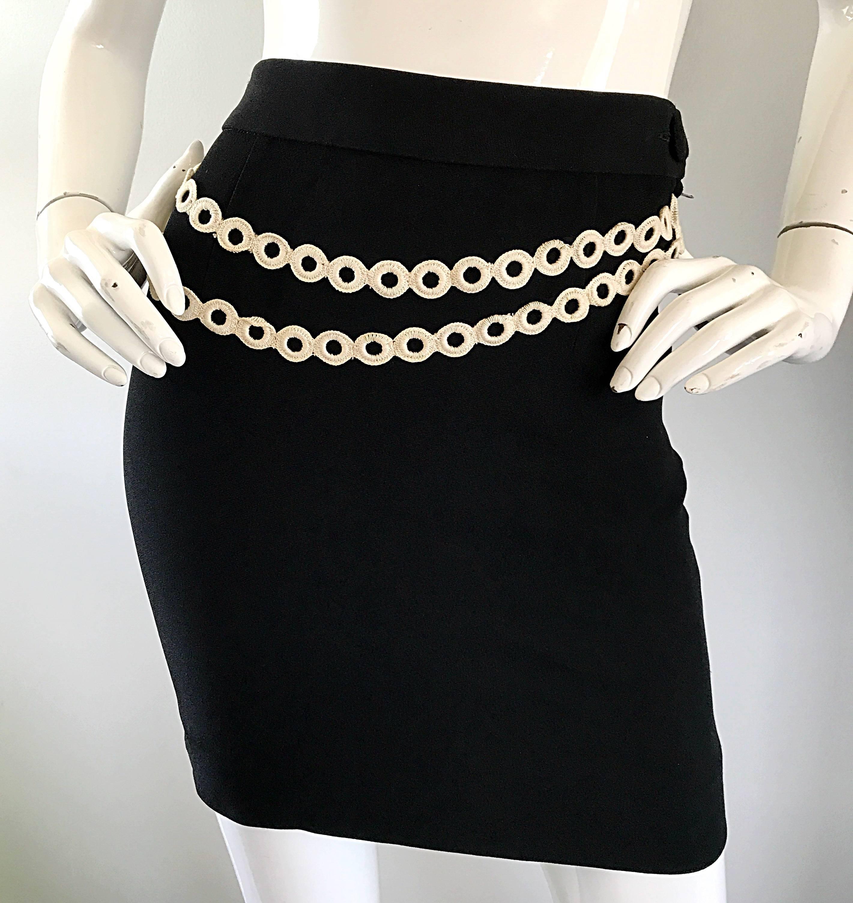 1990s Moschino Cheap and Chic Black and White Trompe l'oeil Vintage Mini Skirt For Sale 4