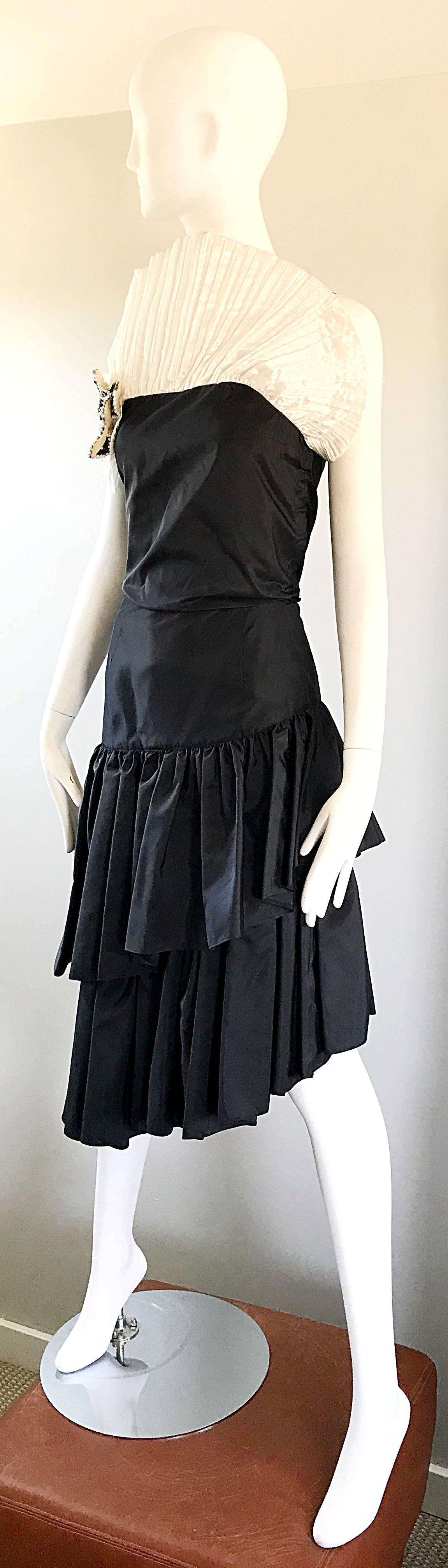 Nicoletta Italian - Ensemble jupe et top avant-gardiste en taffetas de soie noir et blanc, années 1980 Excellent état - En vente à San Diego, CA