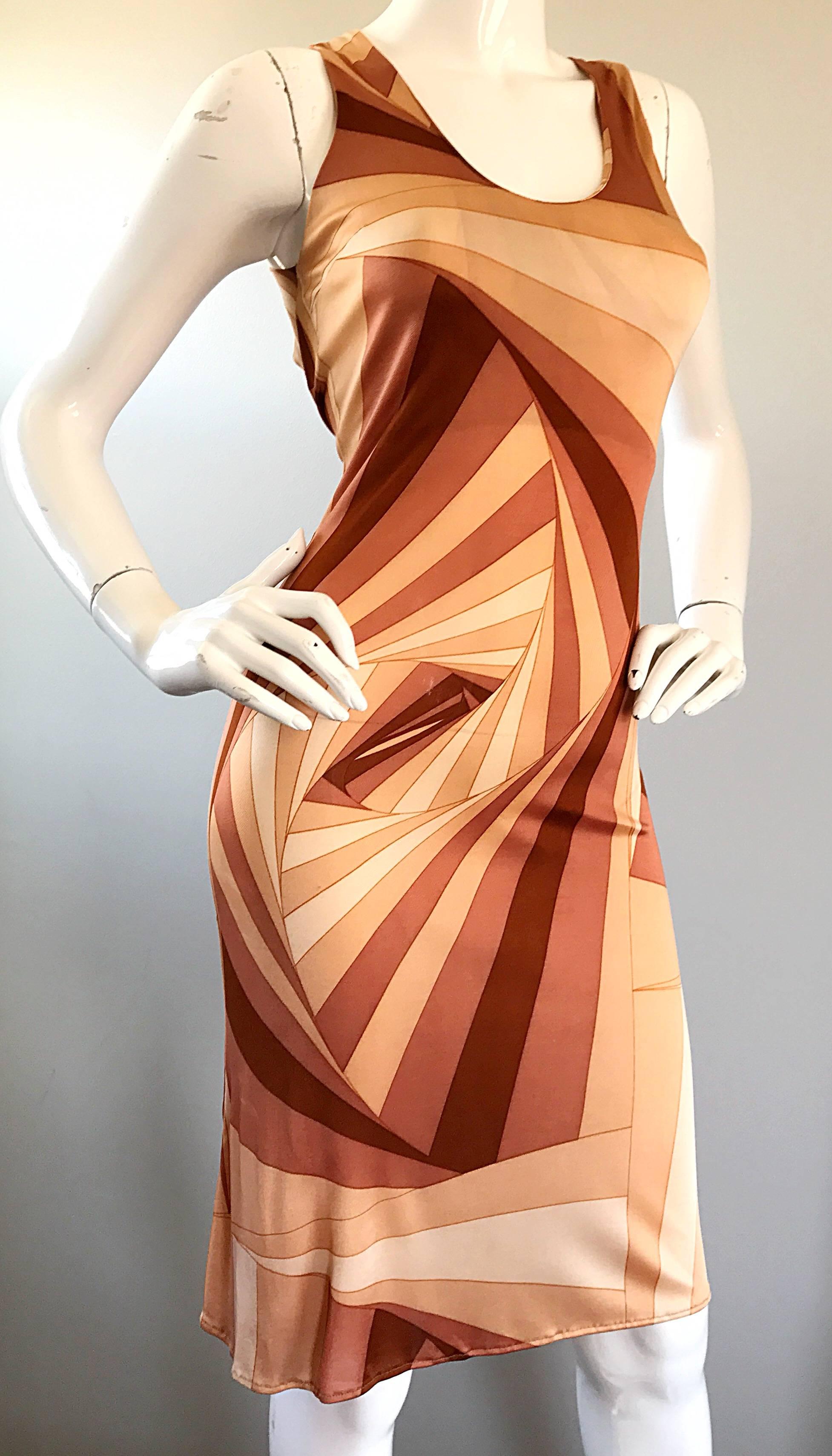 1990s Gianni Versace Versus Warm Tone Three Dimensional Geometric Bodycon Dress In Excellent Condition In San Diego, CA