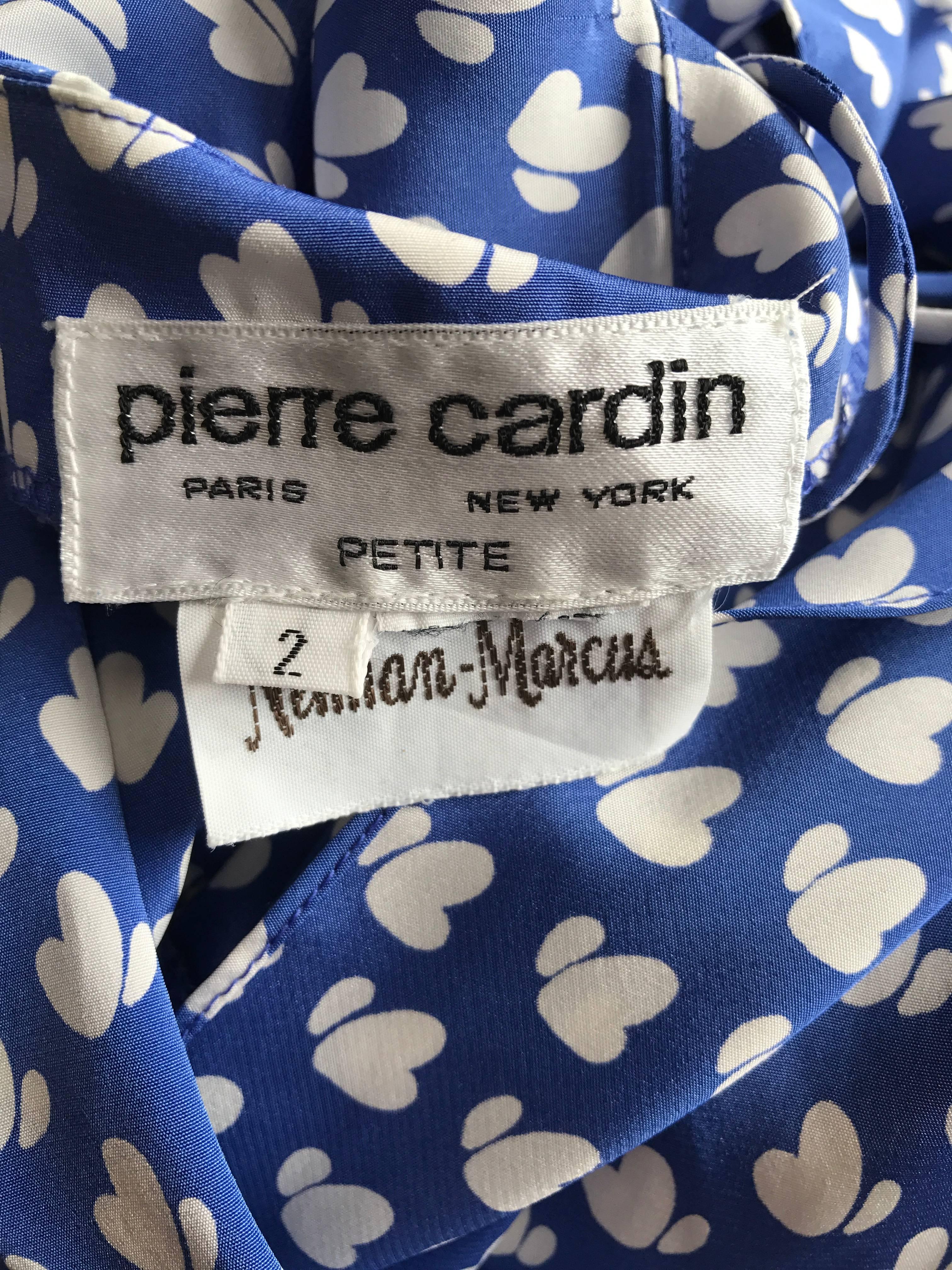 Vintage Pierre Cardin 1970s Blue + White Heart Print Flutter Sleeve 70s Dress For Sale 2