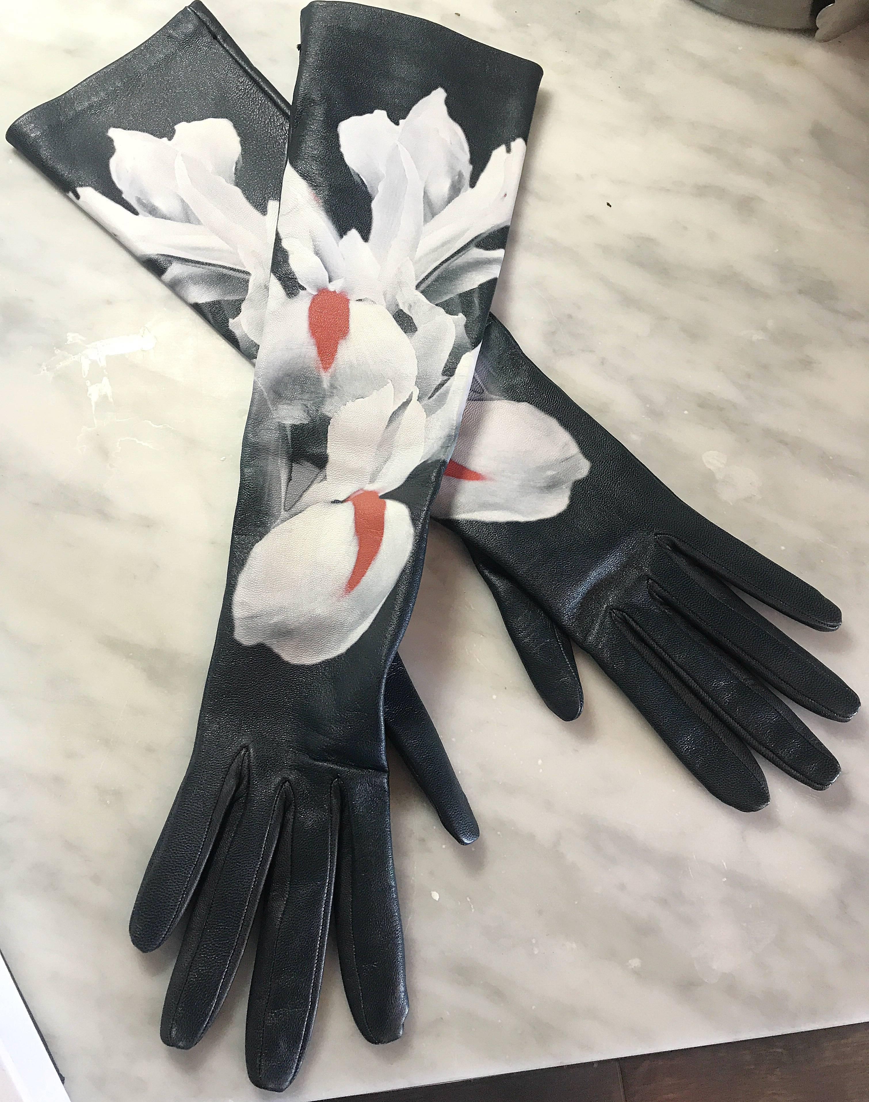 Christian Dior Raf Simons Limited Edition 6.5 Hand Painted Leather Opera Gloves 1