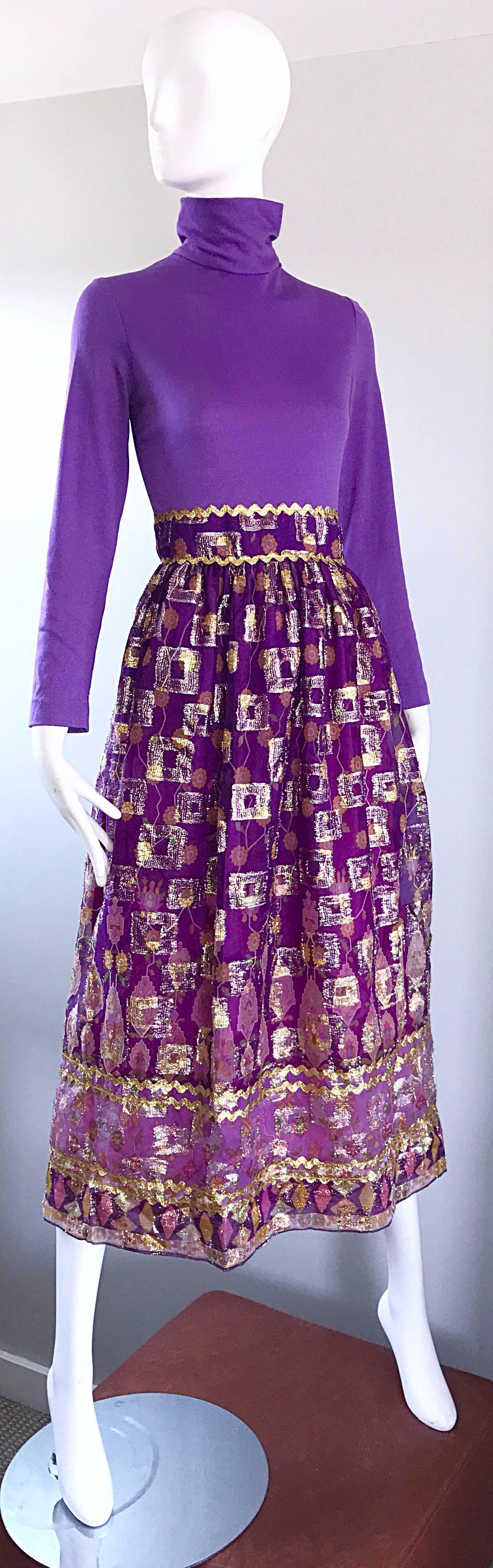 Women's Beautiful 1970s Purple Lavender Ethnic Batik Print High Neck Vintage Midi Dress