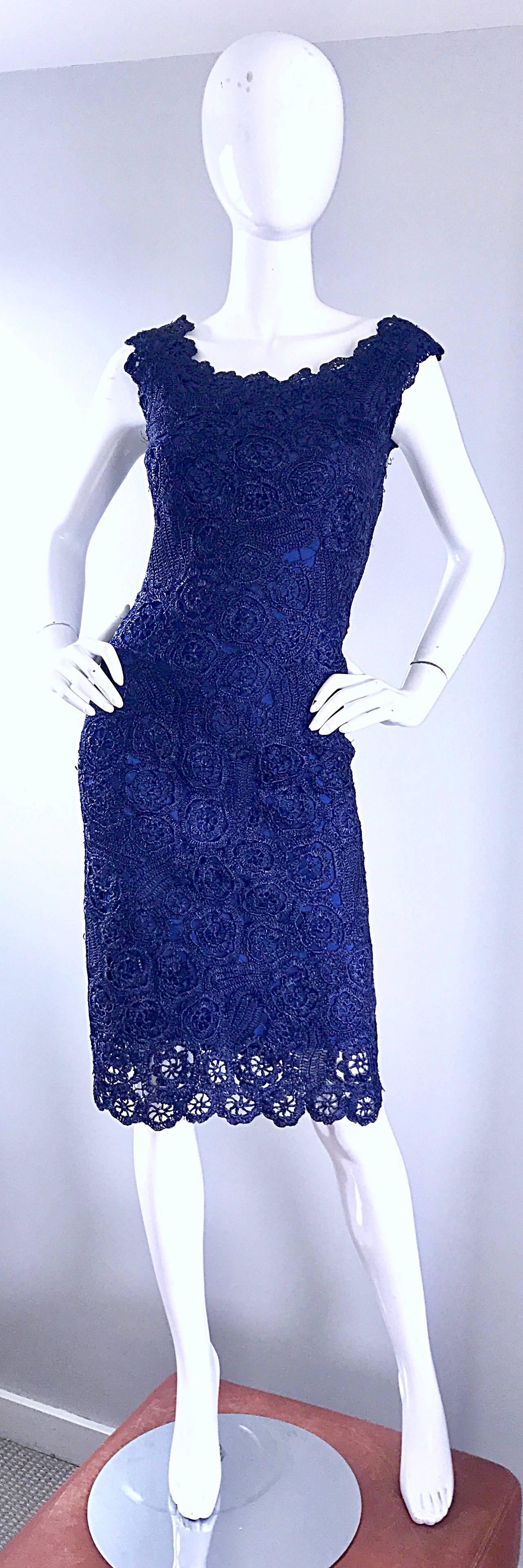 Gorgeous 1950s Demi Couture Navy Blue Raffia Cut - Out Vintage 50s Dress For Sale 3