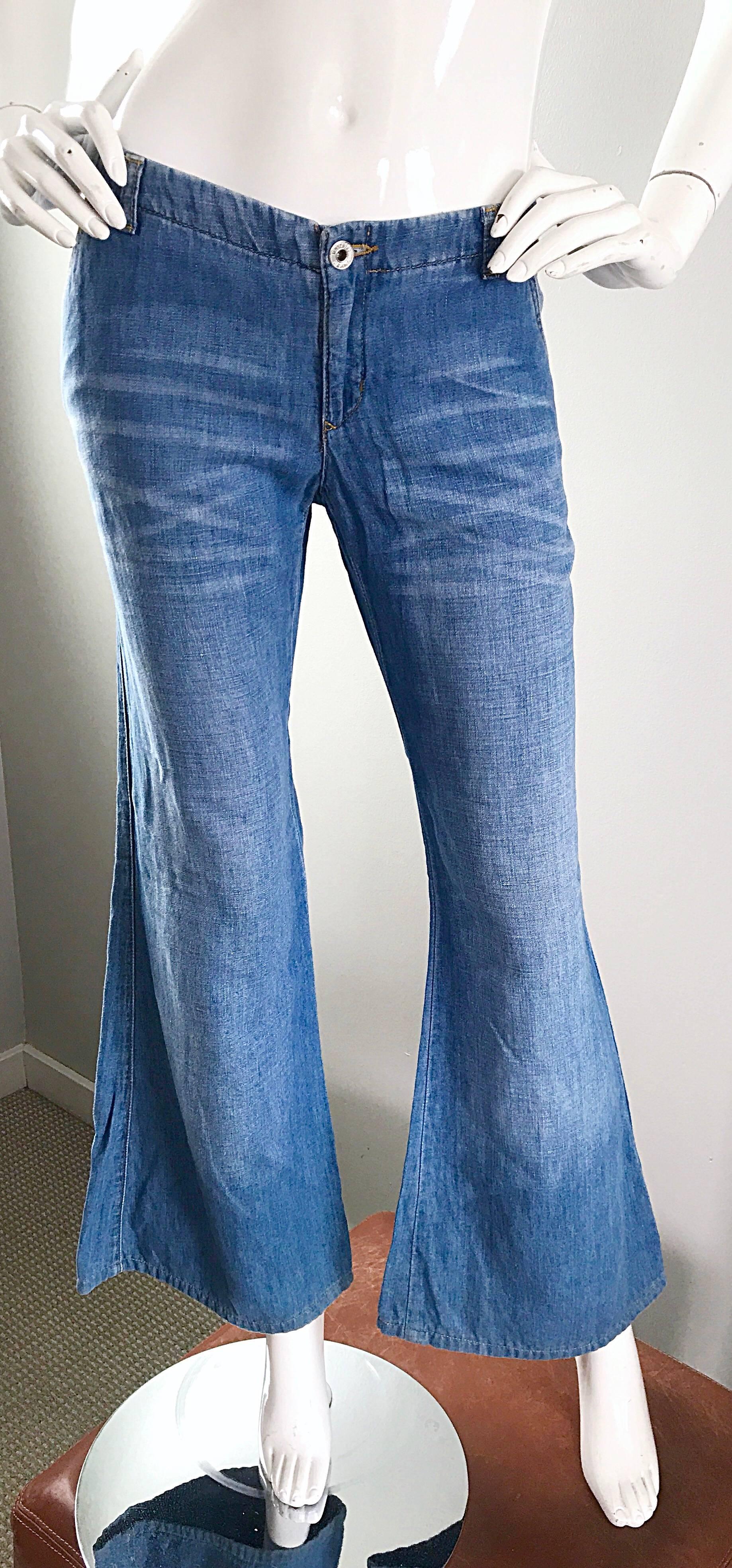 Moschino des années 1970 Taille 10 à bascule évasée et évasée bleue des années 1990 en vente 3