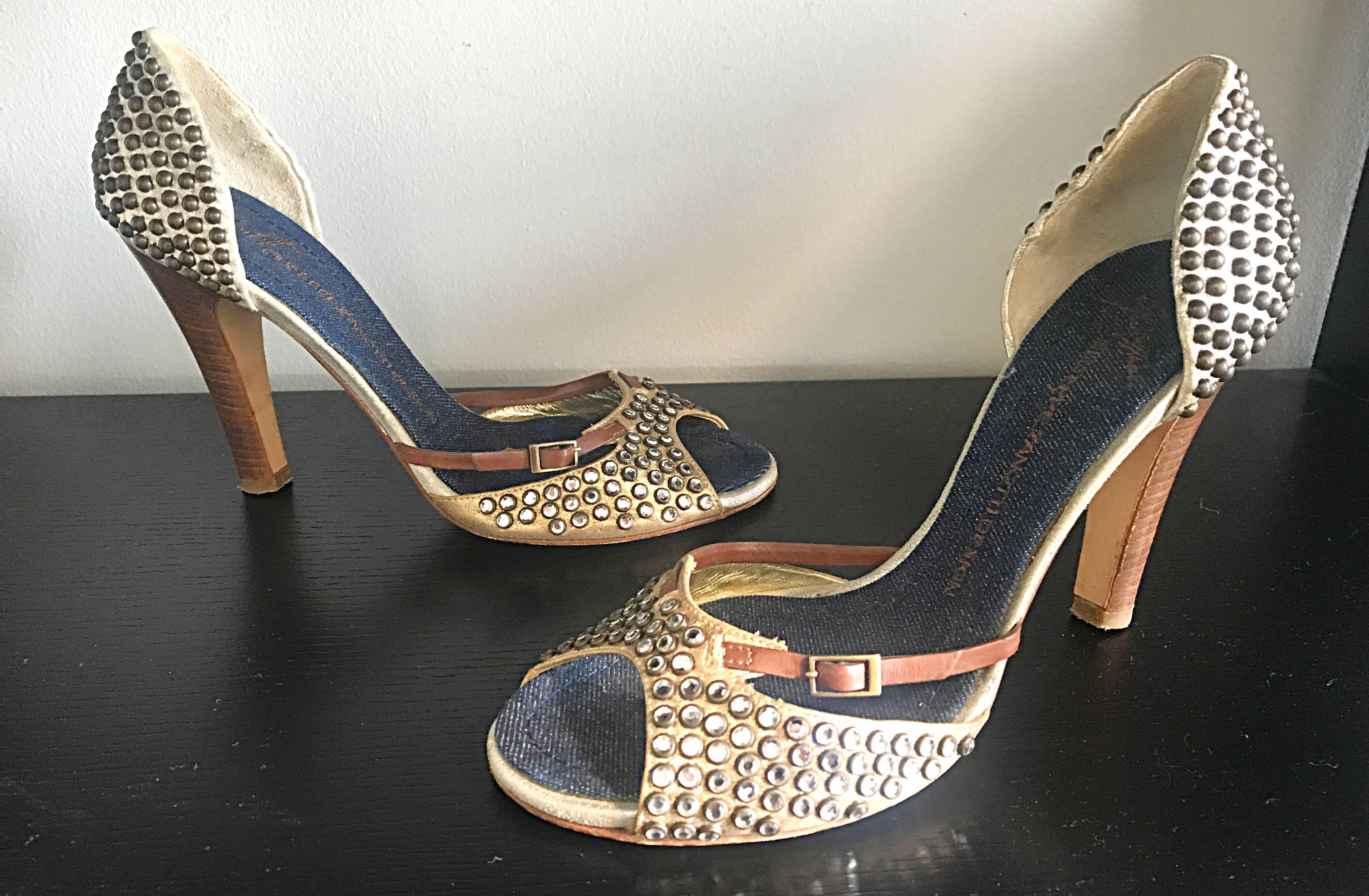 Women's Giuseppe Zanotti Size 39 / 9 Gold Bronze and Brown Rhinestone Studded High Heels For Sale
