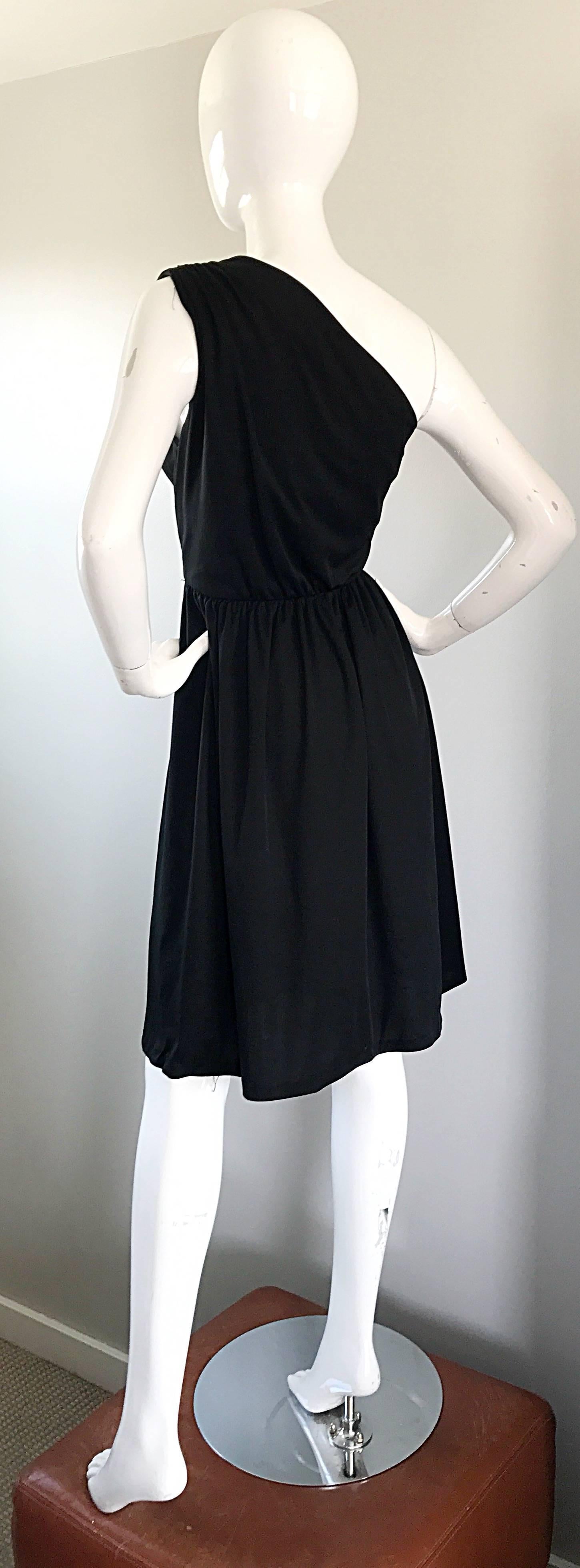 1970s Anthony Muto for Joseph Magnin Black Jersey One Shoulder 70s Grecian Dress For Sale 1