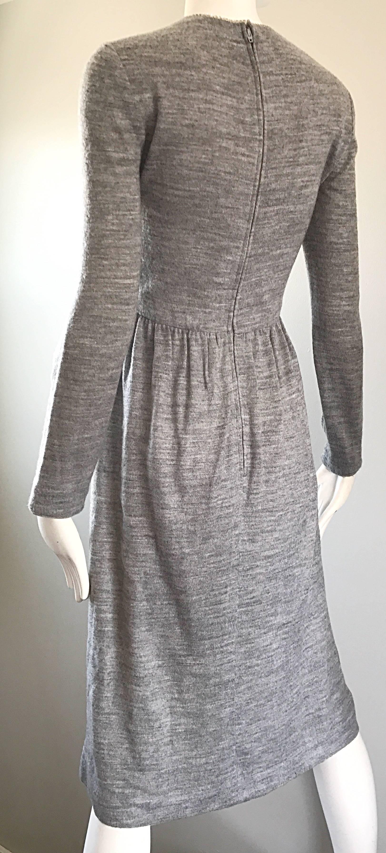 1970s Heather Grey + Rhinestones Long Sleeve V Neck 70s Vintage Sweater Dress  In Excellent Condition For Sale In San Diego, CA